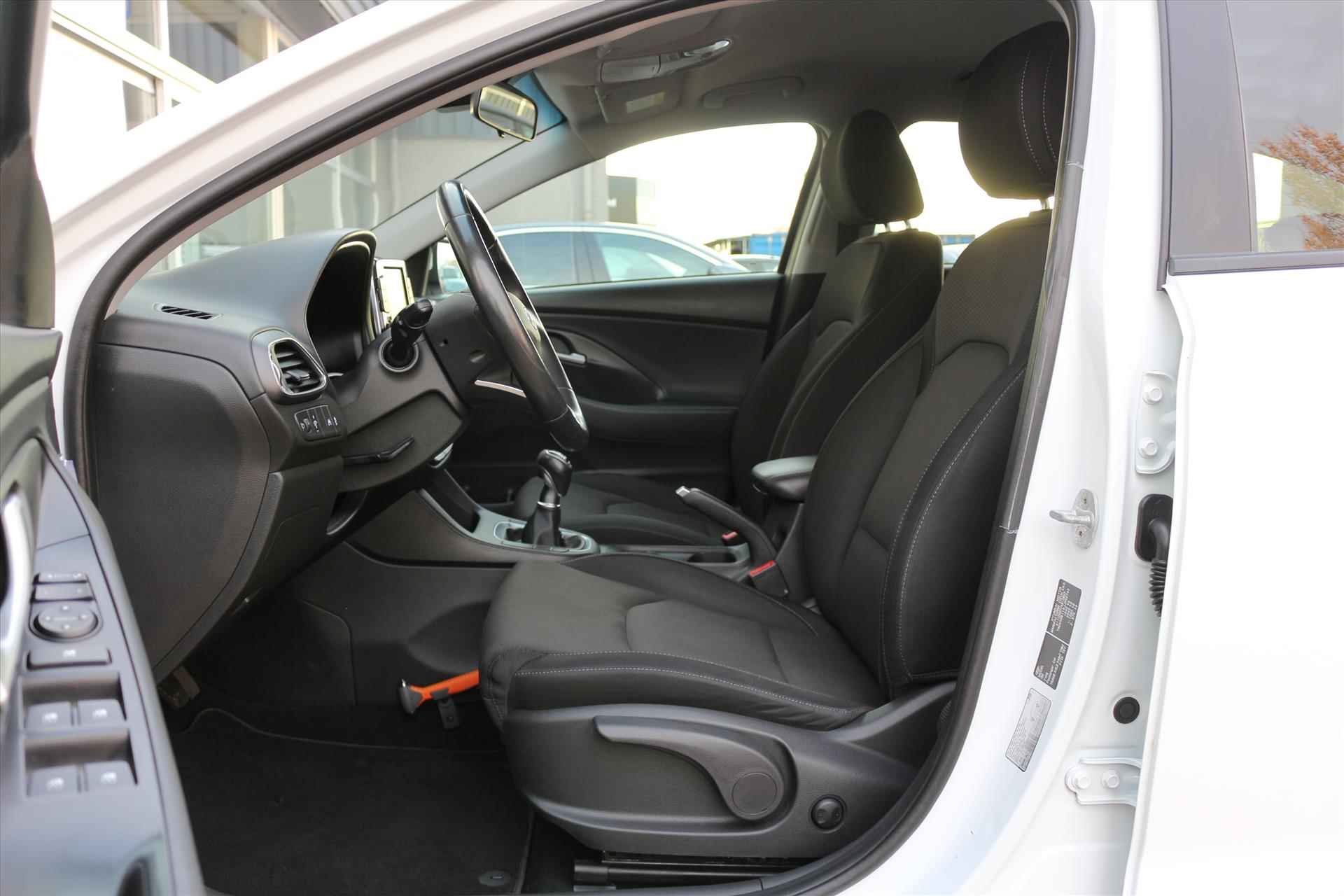 HYUNDAI I30 Wagon 1.0 T-GDi 120pk Premium Afneembare Trekhaak RIJKLAAR - 5/29