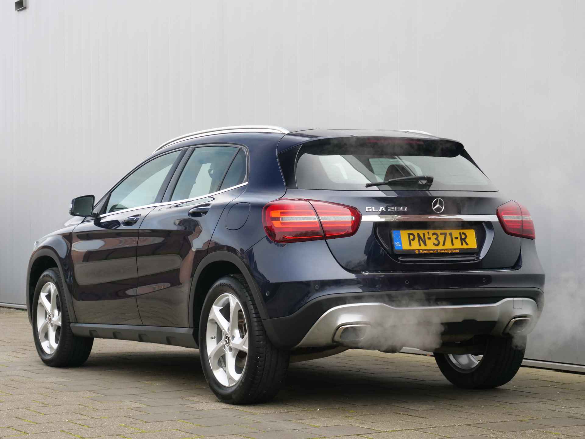 Mercedes-Benz GLA 200 Premium Plus 157 Pk Automaat Navigatie / Camera / Stoelverwarming - 3/39