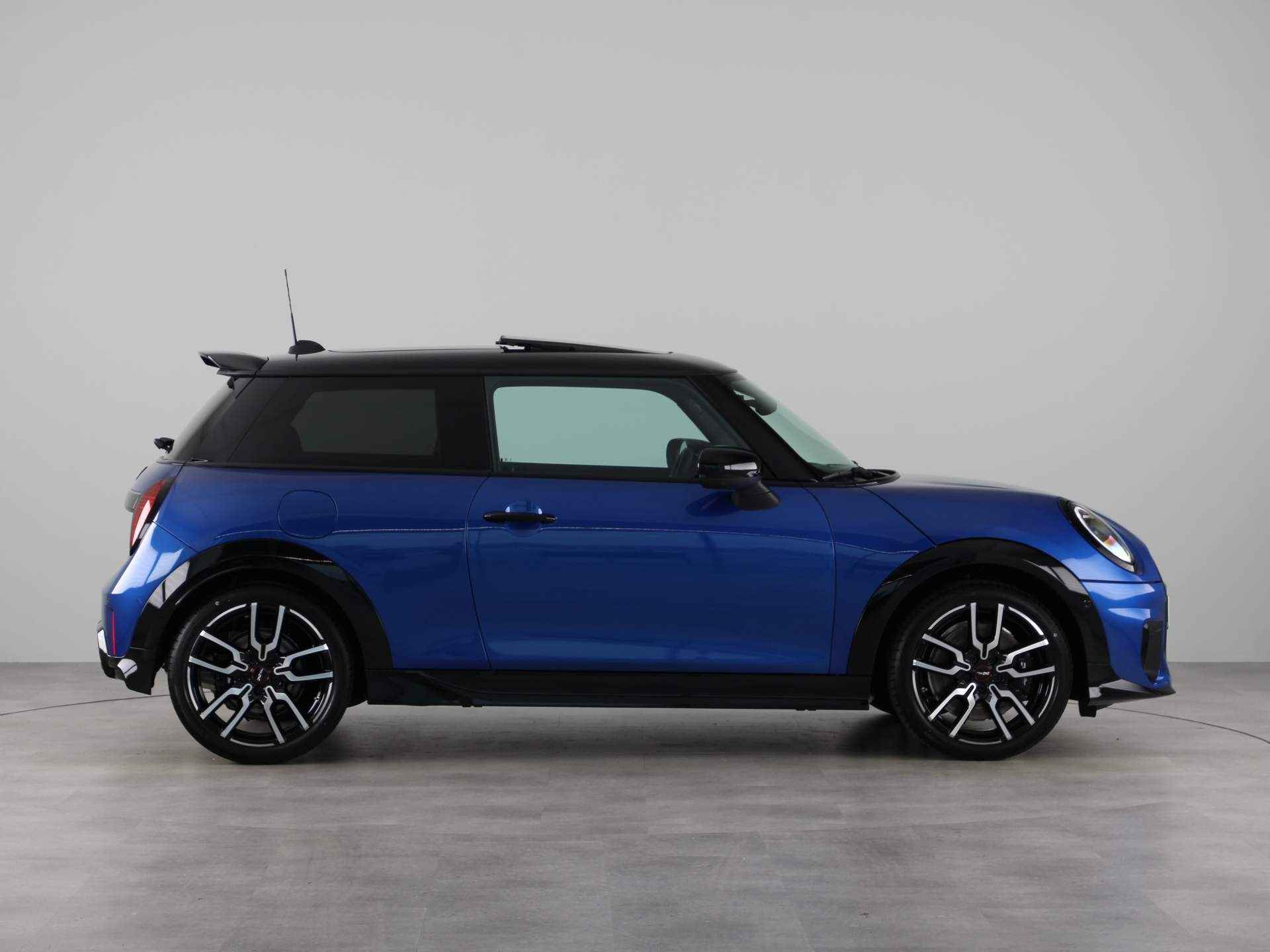 MINI Cooper C John Cooper Works Pakket XL PRIVATE LEASE EUR 564,- (48 mnd/10.000 km) - 10/27