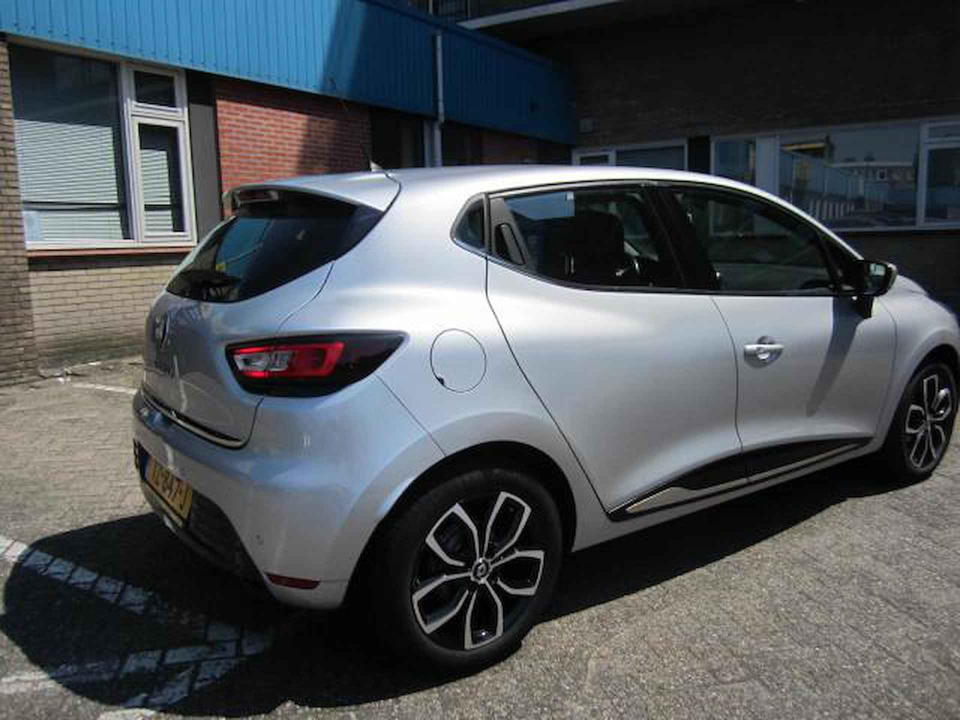Renault Clio 0.9 TCe Intens - 5/18