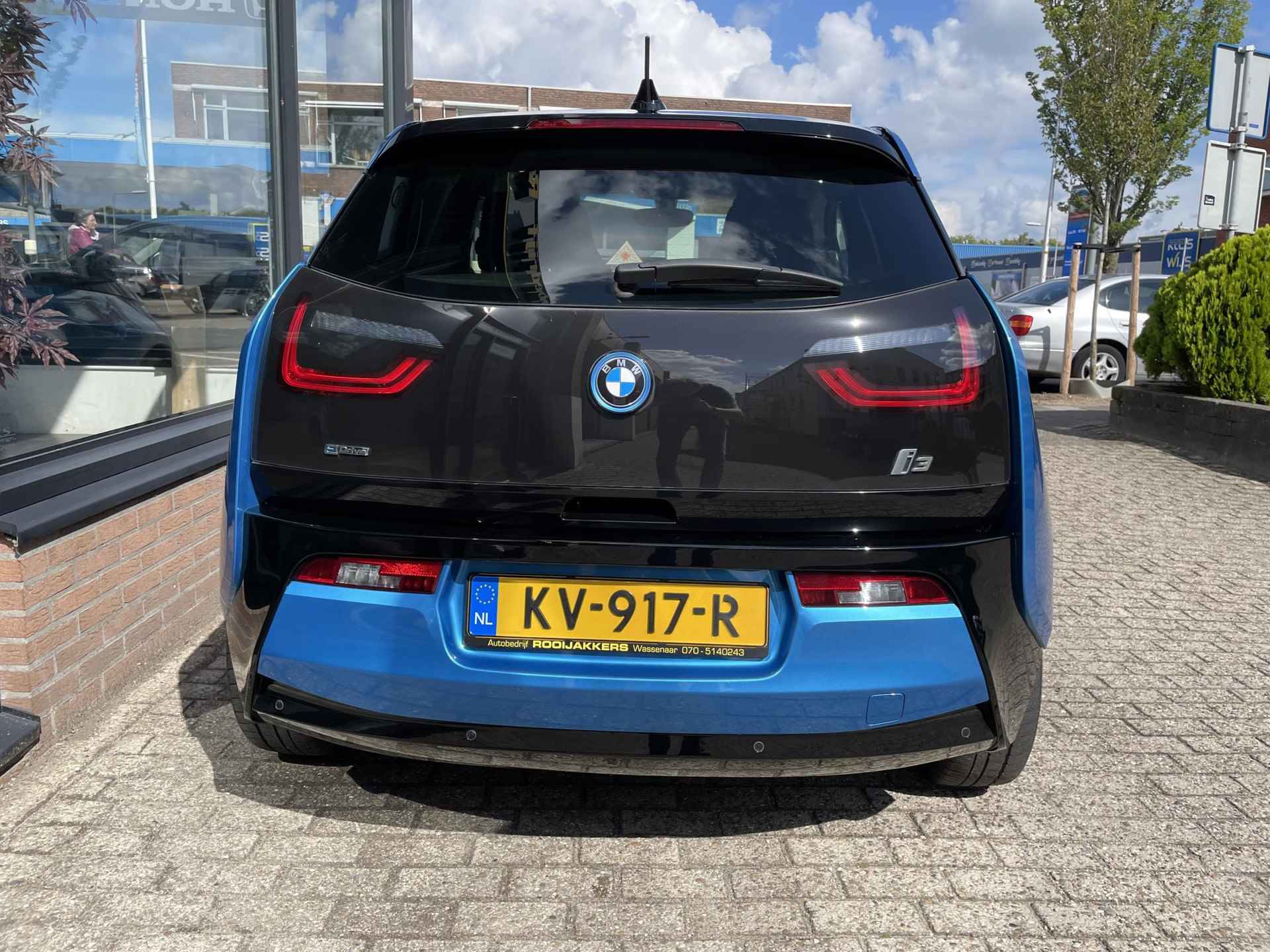 BMW i3 High Executive 94Ah 33 kWh LED / Leder / Warmtepomp / Navigatie / Alu 20 inch - 5/17