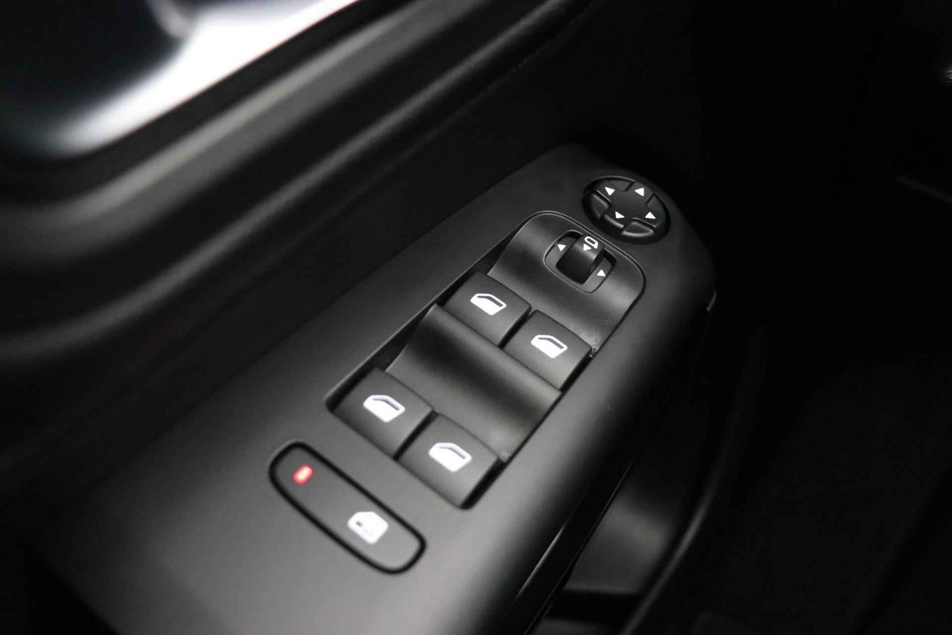 Citroen C5 Aircross 1.2T Automaat Feel | Achteruitrijcamera | Stoelverwarming | Navigatie | Apple Carplay/Android Auto | Comfort Seats - 16/40