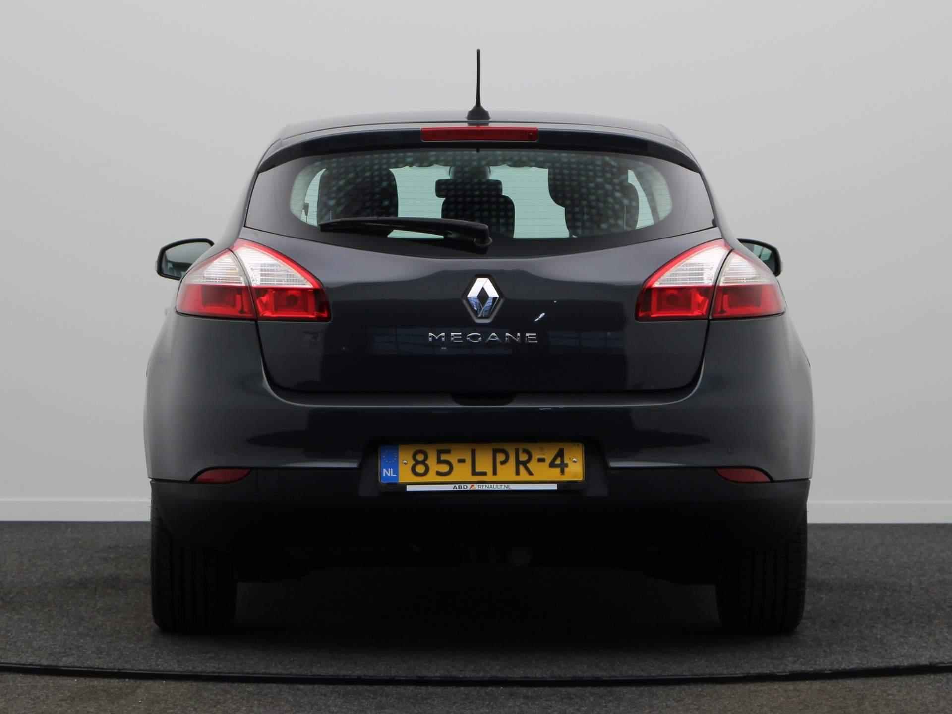 Renault Mégane 2.0 140pk Dynamique | Automaat | Afneembare Trekhaak | Cruise Control | Automatische Airco | - 7/43