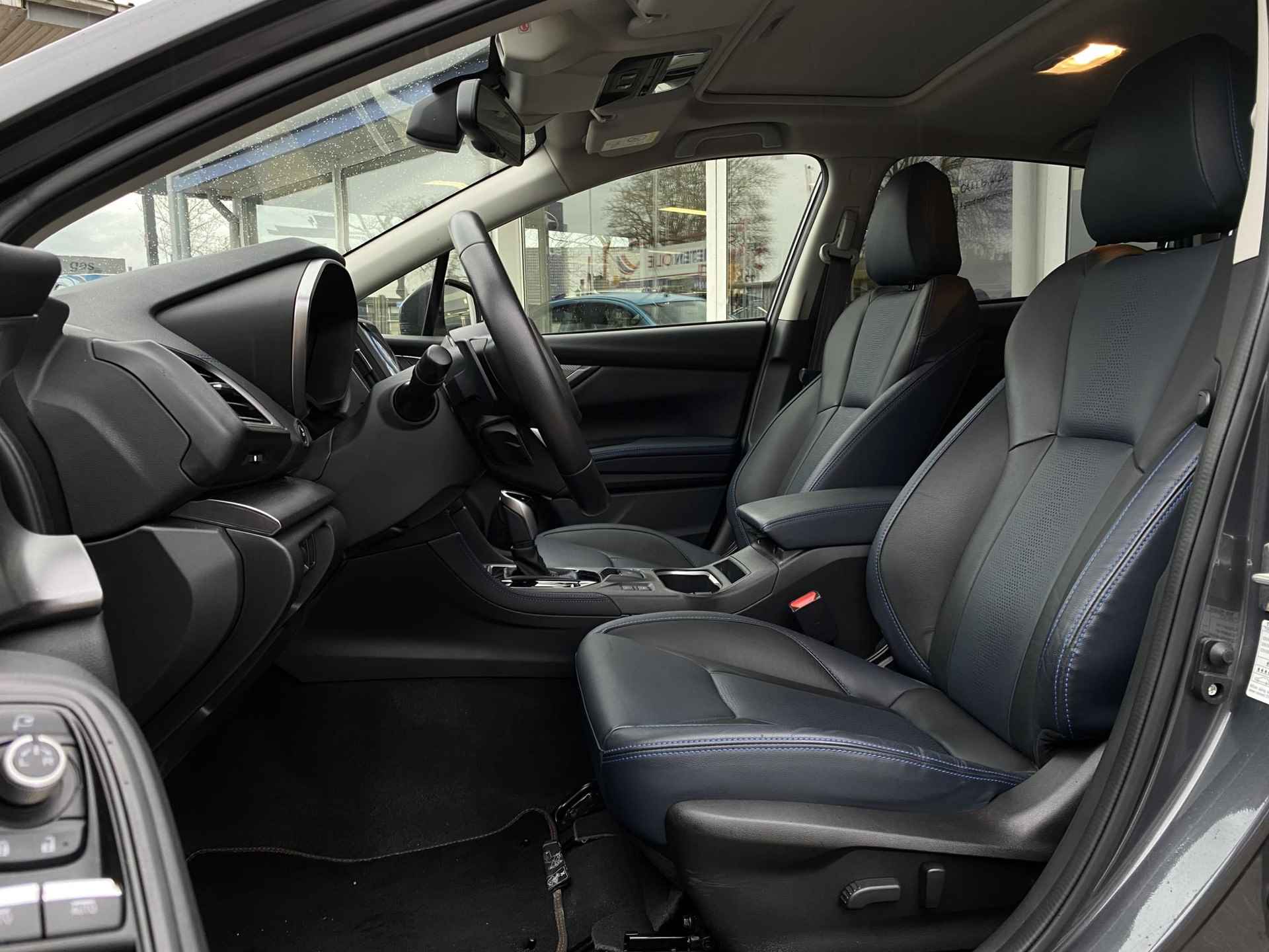 Subaru XV 2.0i e-BOXER Premium | Adaptieve Cruise Control | Achteruitrijcamera | Navigatie | Stoelverwarming voor | Parkeersensoren achter | Schuif/kantel dak | - 2/40