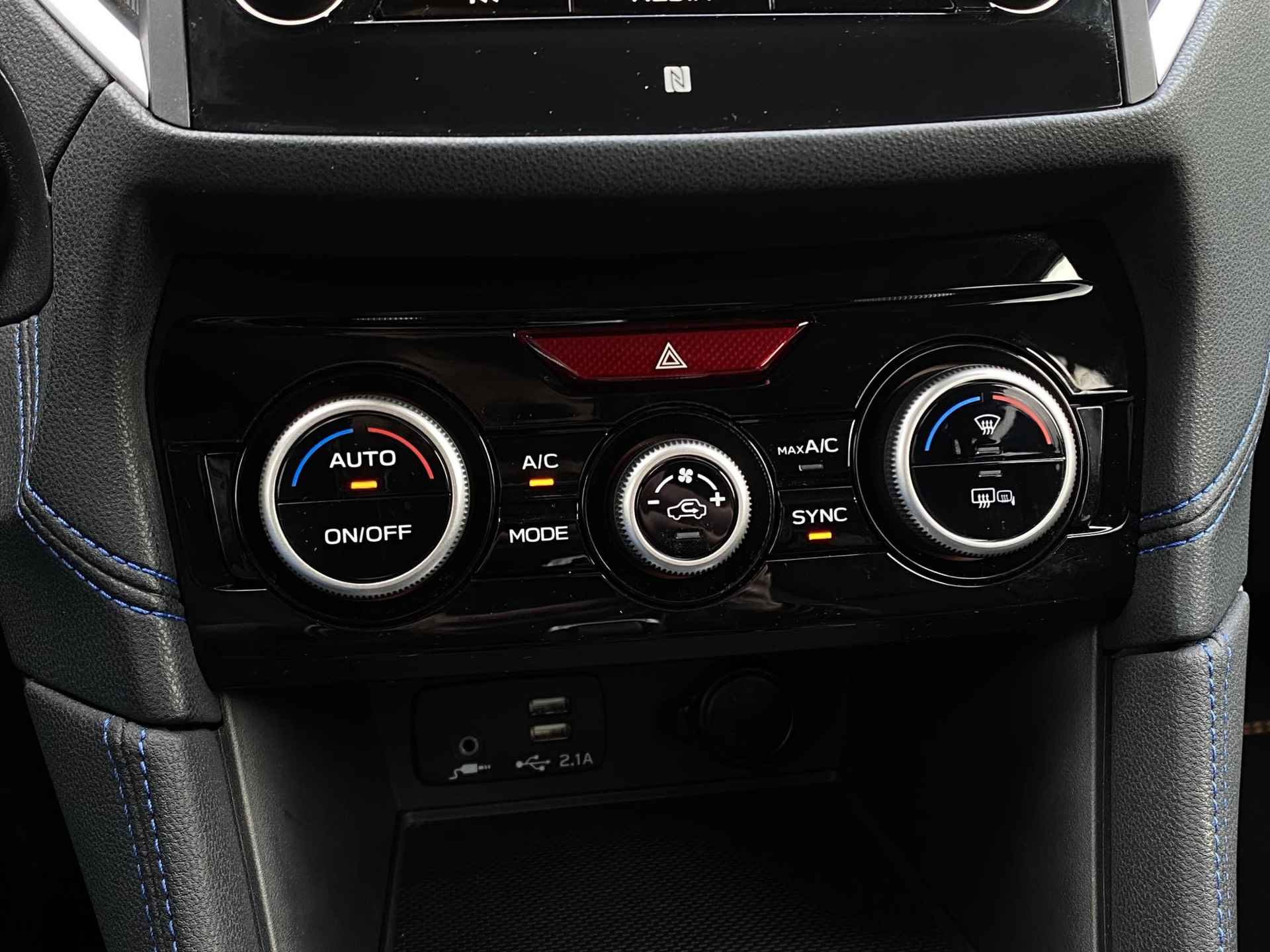 Subaru XV 2.0i e-BOXER Premium | Adaptieve Cruise Control | Achteruitrijcamera | Navigatie | Stoelverwarming voor | Parkeersensoren achter | Schuif/kantel dak | - 31/40