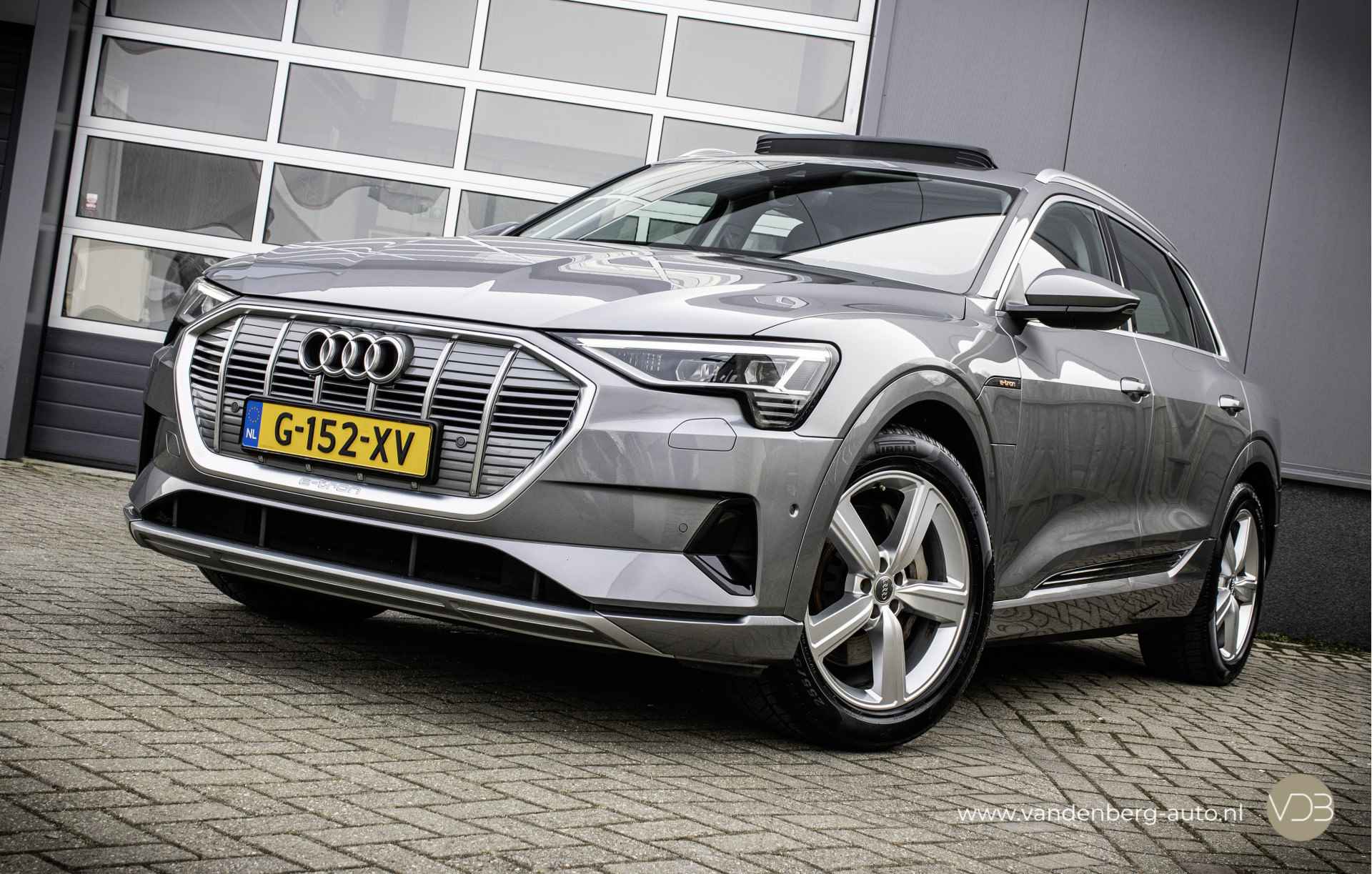 Audi e-tron 50 Quattro Launch edition PANO LEER 1e Eigenaar