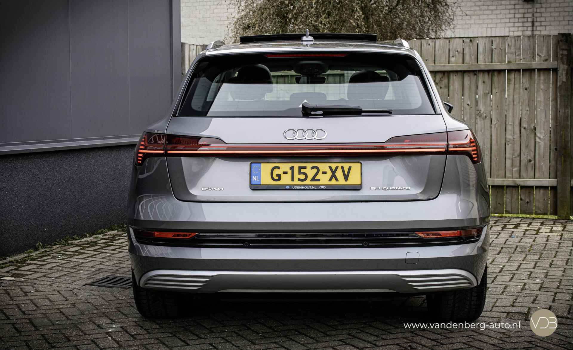 Audi e-tron 50 Quattro Launch edition PANO LEER 1e Eigenaar - 4/14