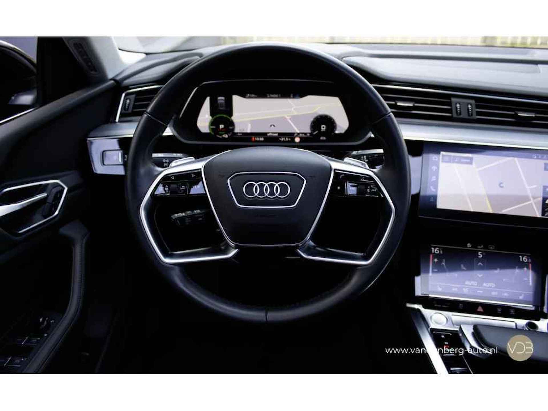 Audi e-tron 50 Quattro Launch edition PANO LEER 1e Eigenaar - 12/14