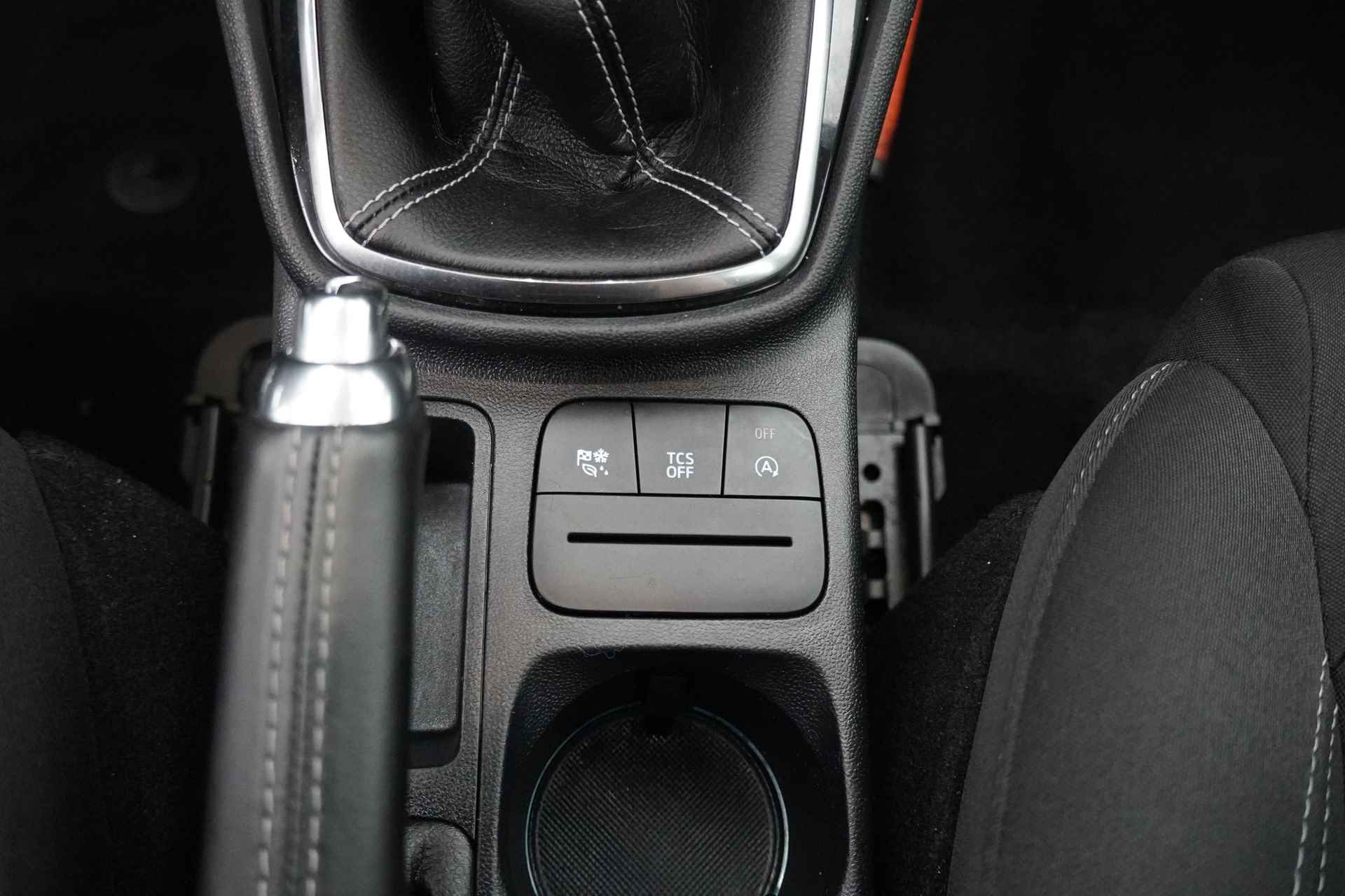 Ford Fiesta BWJ 2020 1.5 TDCi 86PK Titanium NAVI / CRUISE / AIRCO / APPLE CARPLAY / ANDROID AUTO / LMV / PARKEERSENSOREN / LANE ASSIST - 24/34