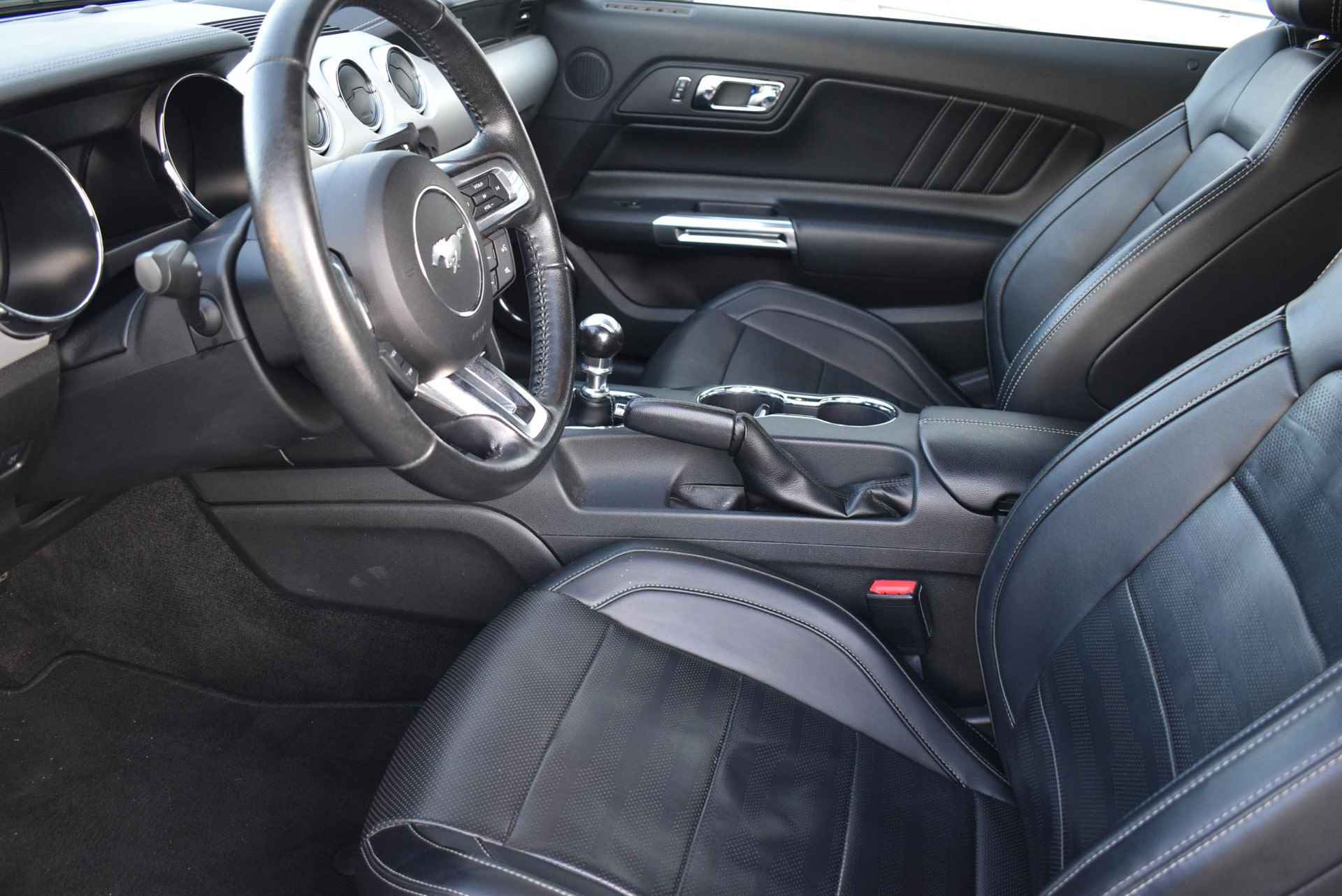 Ford Mustang Fastback 2.3 EcoBoost 317PK | Leder | Navigatie | Cruisecontrol - 11/53