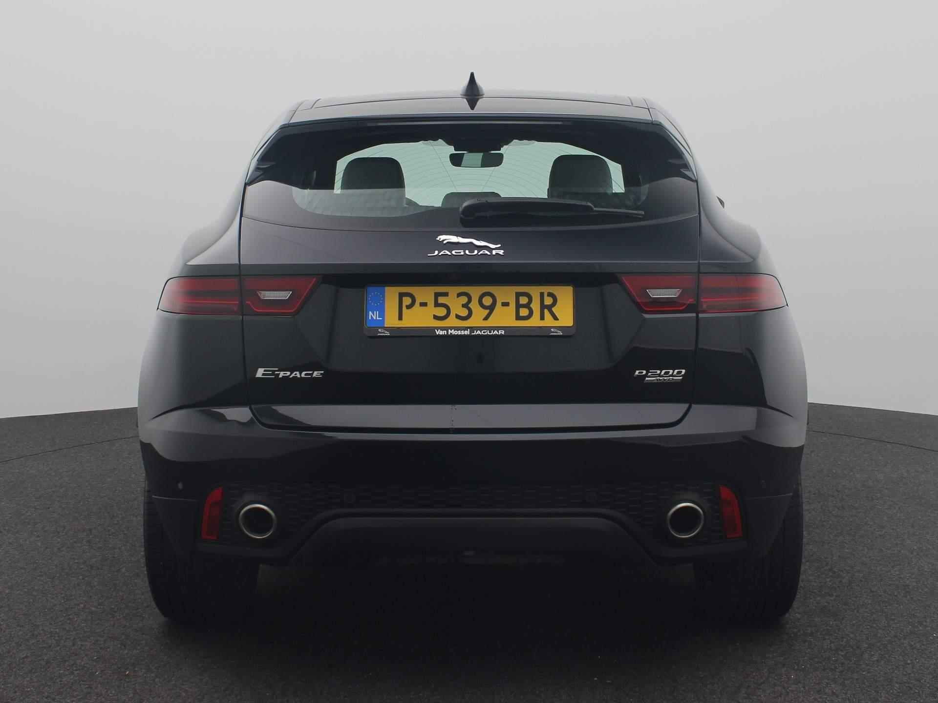 Jaguar E-PACE P200 AWD S | Leder | 19 Inch | Clima | Camera | Apple Carplay | - 6/49