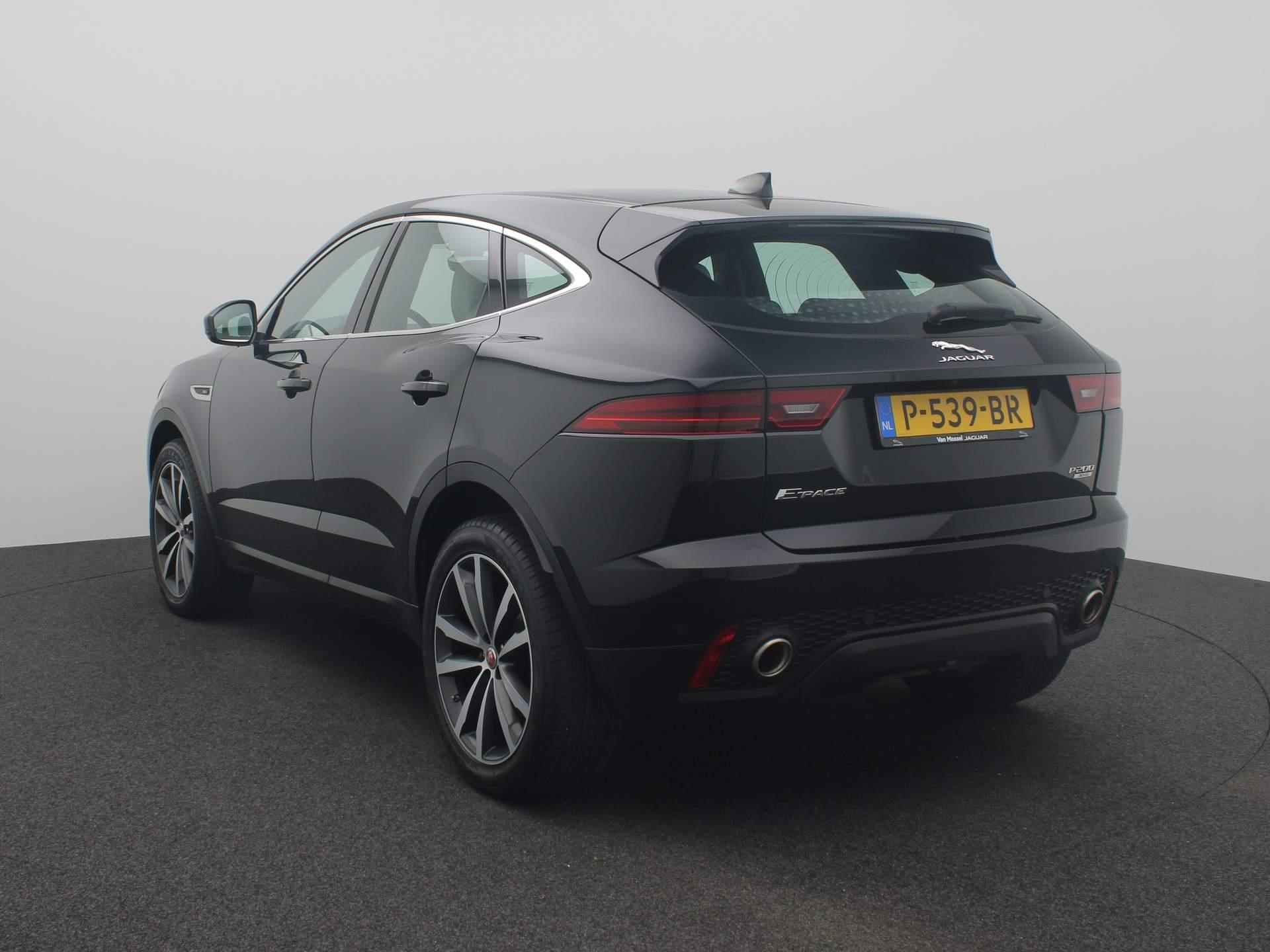 Jaguar E-PACE P200 AWD S | Leder | 19 Inch | Clima | Camera | Apple Carplay | - 8/49