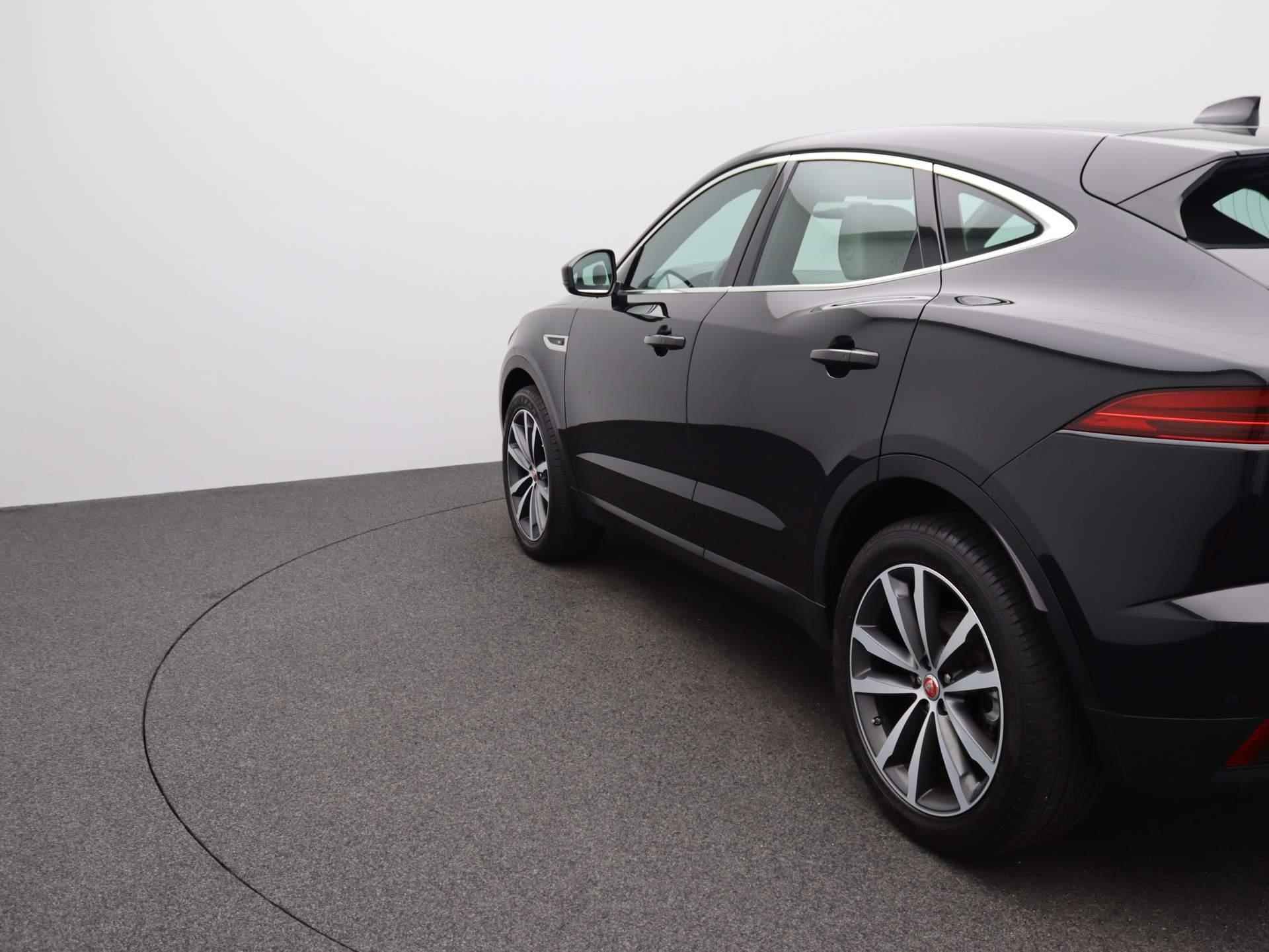 Jaguar E-PACE P200 AWD S | Leder | 19 Inch | Clima | Camera | Apple Carplay | - 37/49