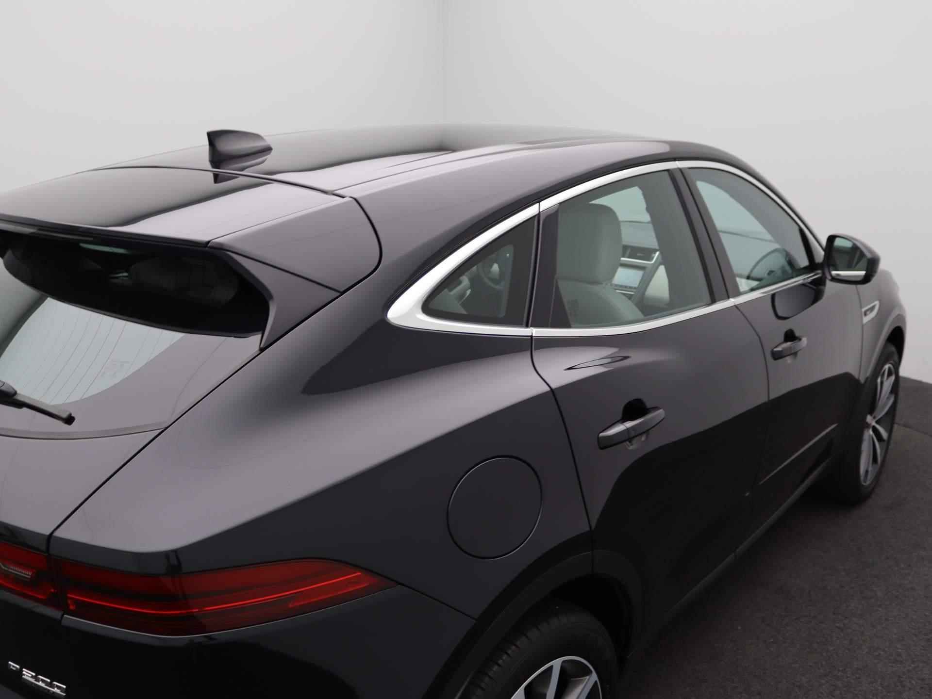 Jaguar E-PACE P200 AWD S | Leder | 19 Inch | Clima | Camera | Apple Carplay | - 40/49