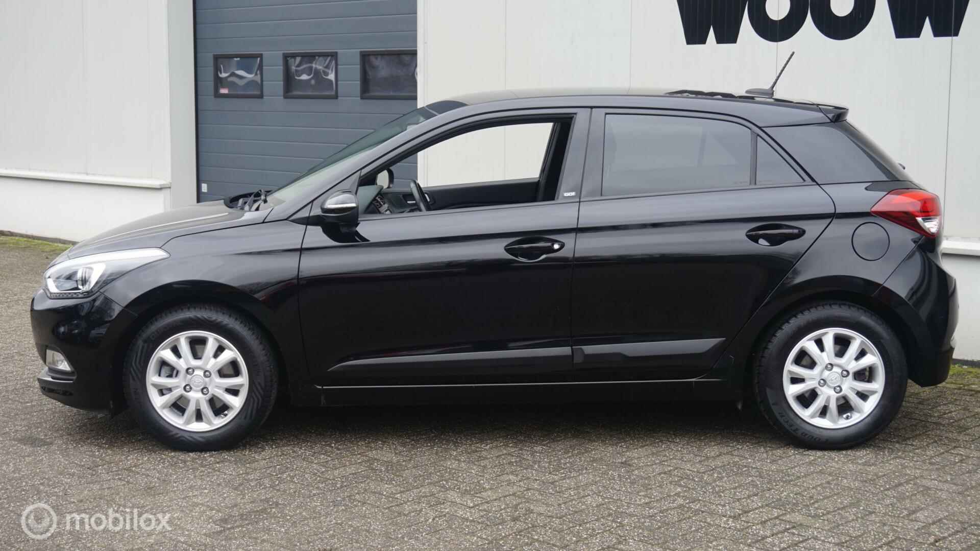 Hyundai i20 1.0 T-GDI100pk Go! Navigatie | Trekhaak | Achteruitrijcamera - 5/33