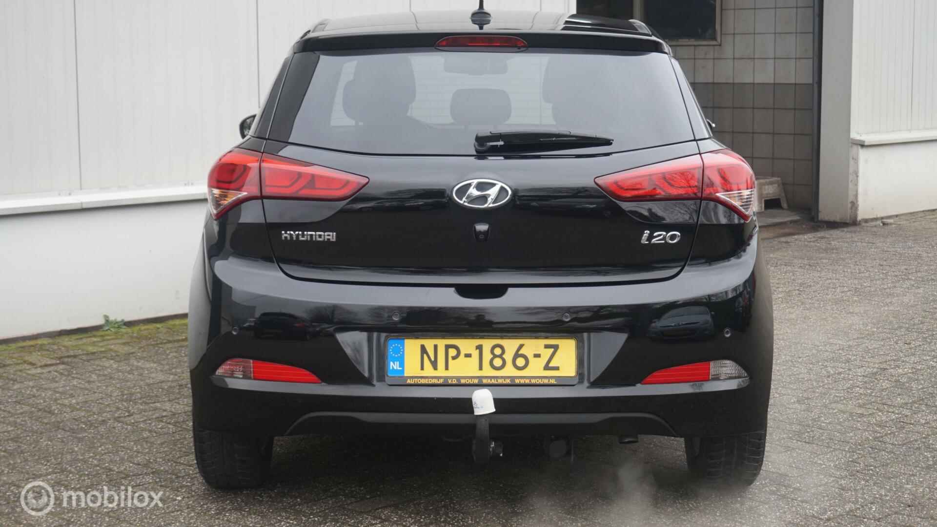 Hyundai i20 1.0 T-GDI100pk Go! Navigatie | Trekhaak | Achteruitrijcamera - 8/33