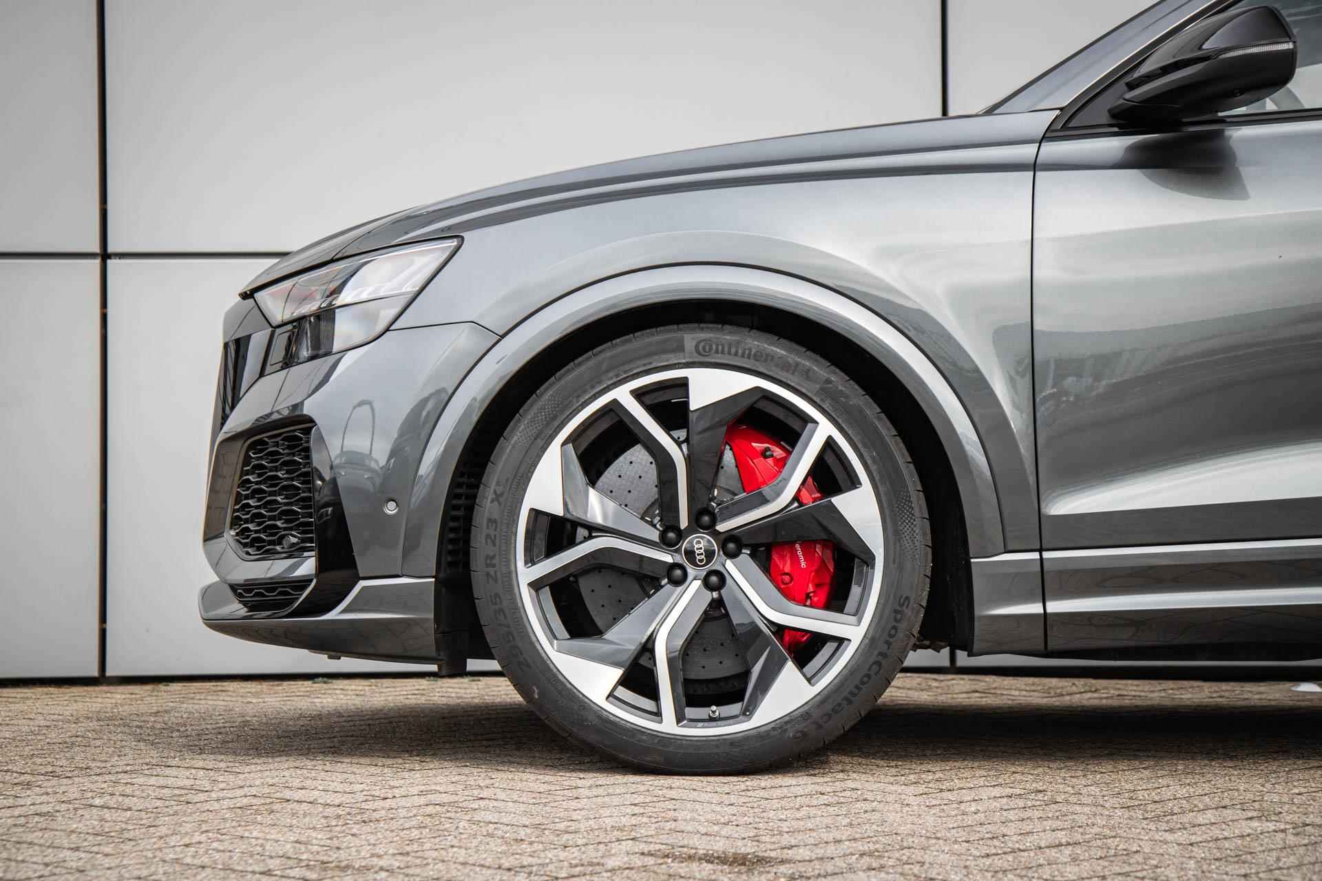 Audi RS Q8 4.0 TFSI 600pk quattro | Panoramadak | Trekhaak | Head-up | Keramisch - 19/60