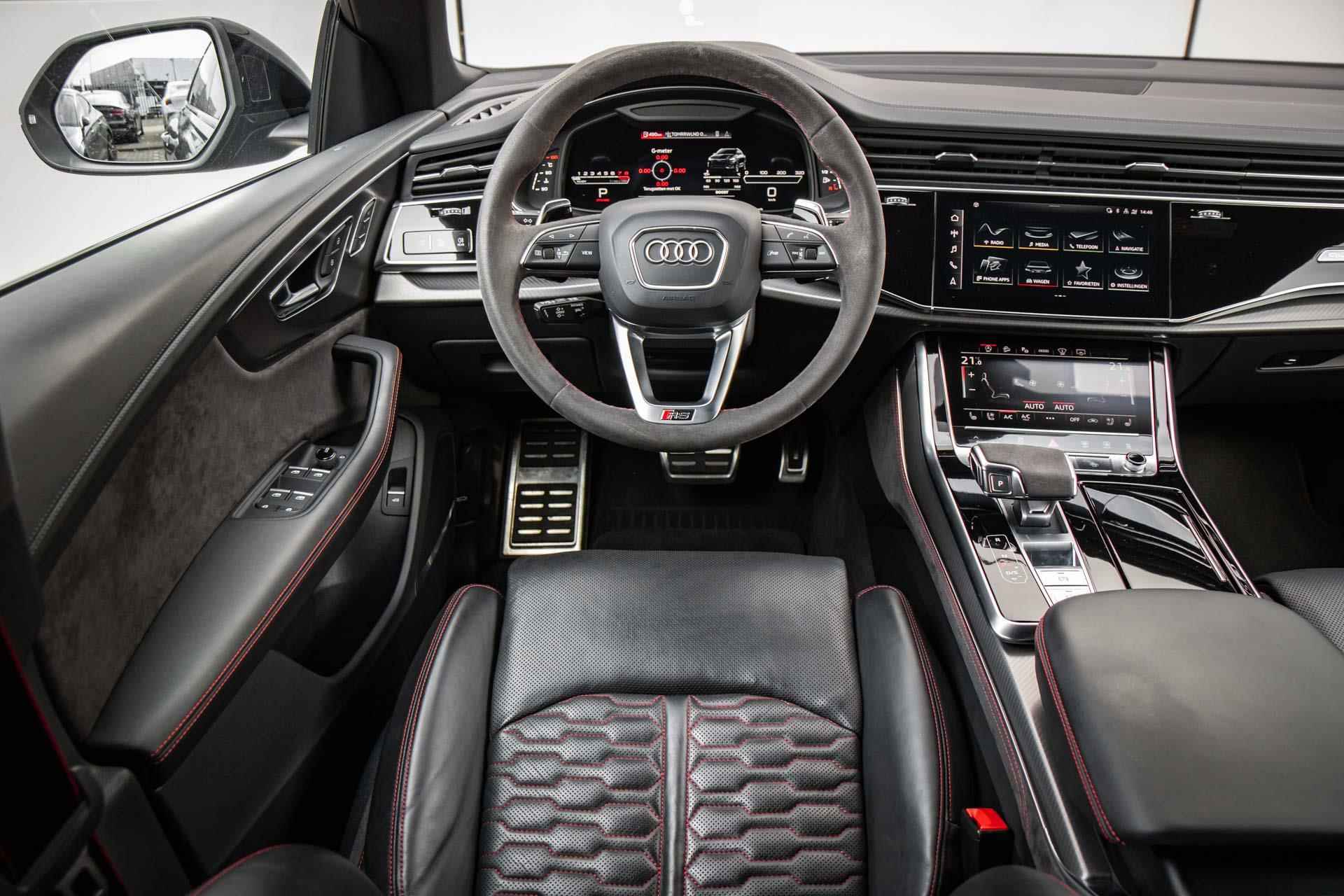 Audi RS Q8 4.0 TFSI 600pk quattro | Panoramadak | Trekhaak | Head-up | Keramisch - 56/60