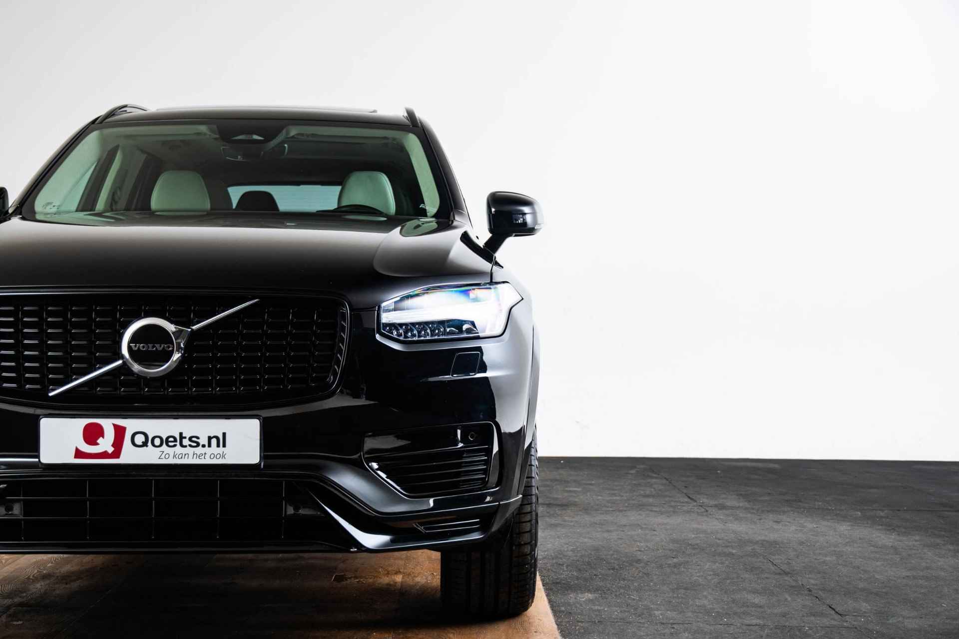 Volvo XC90 2.0 T8 Recharge AWD Ultimate Dark Trekhaak - Panoramadak - Head Up - Bowers & Wilkins - Stoelventilatie/verwarming - Elektrisch verstelbare bestuurdersstoel met memory - Getinte/ Gelamineerde ruiten - - 40/72