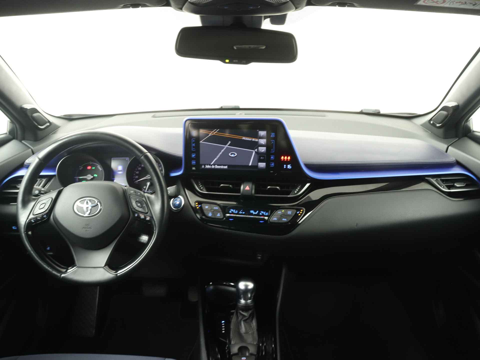 Toyota C-HR 1.8 Hybrid Bi-tone | Navigatie | JBL-audio | Stoel- en stuurverwarming | - 6/45