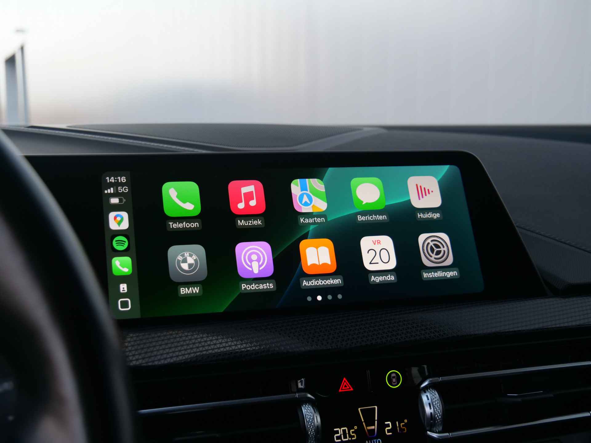 BMW 1-serie 118i Executive Edition 136 Pk Automaat Navigatie / Apple Carplay / DAB / PDC - 7/48