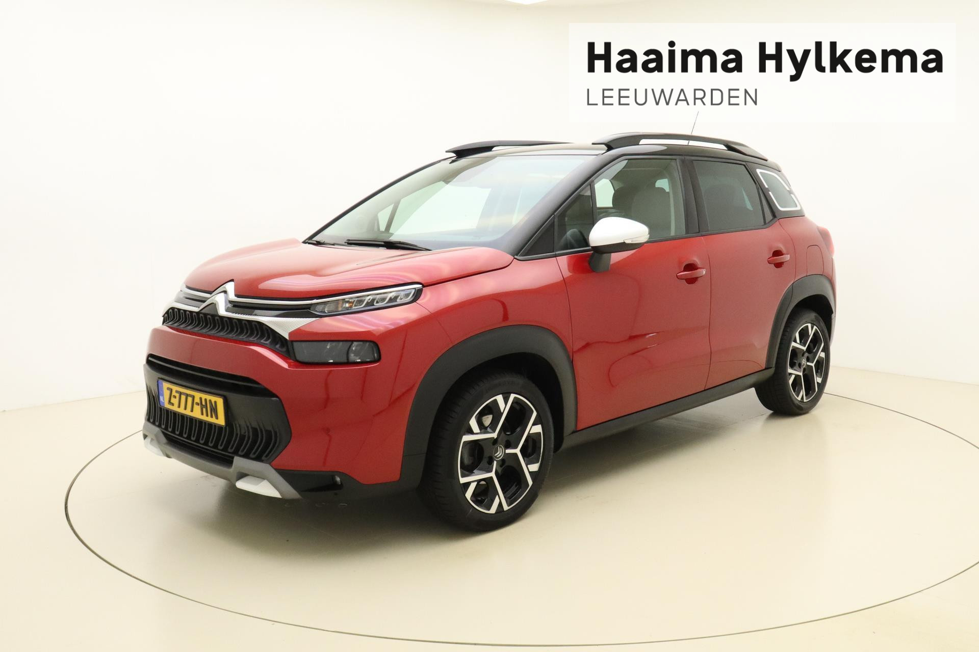 Citroen C3 Aircross 1.2T Automaat Shine | Luxe uitvoering | Comfortstoelen | Camera | Navi | Parkeersensoren | Keyless Entry | Two Tone