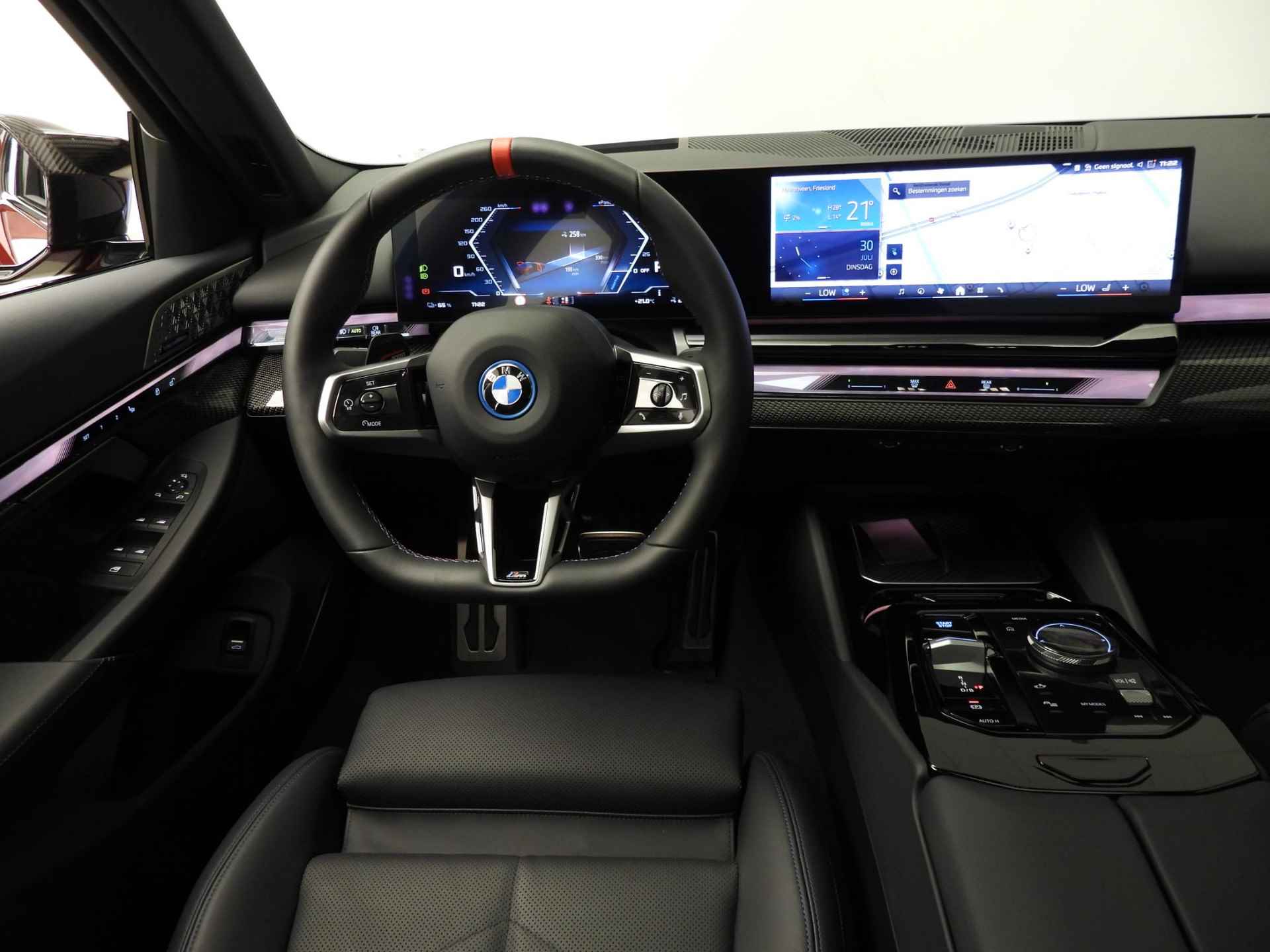 BMW i5 Sedan M-Sportpakket | LED | HUD | Trekhaak | Panoramadak | Keyles go | DAB | Bowers&Wilkins sound | Alu 20 inch - 11/54