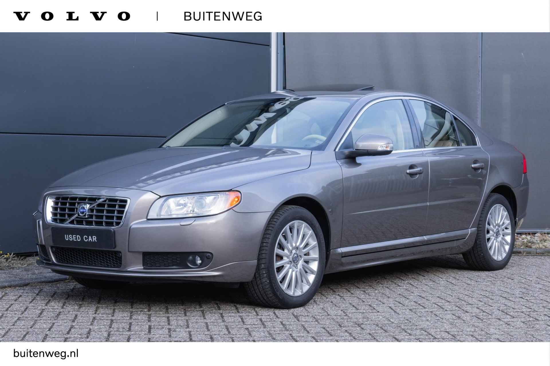 Volvo S80 T6 Automaat  AWD Summum | Youngtimer | 1e eigenaar | Dealer onderhouden | Blond nappa lederen bekleding | Parkeersensoren | Stoelverwarming | Stoelventilatie | Xenonverlichting - 1/39