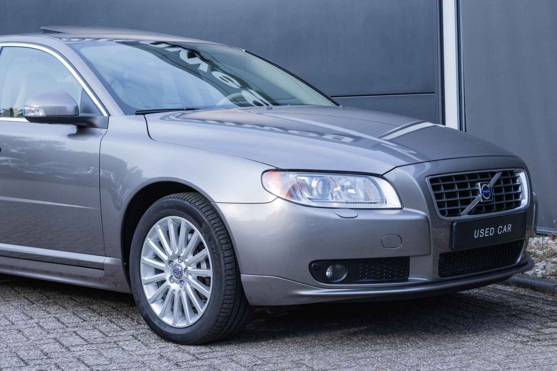 Volvo S80 T6 Automaat  AWD Summum | Youngtimer | 1e eigenaar | Dealer onderhouden | Blond nappa lederen bekleding | Parkeersensoren | Stoelverwarming | Stoelventilatie | Xenonverlichting - 6/39