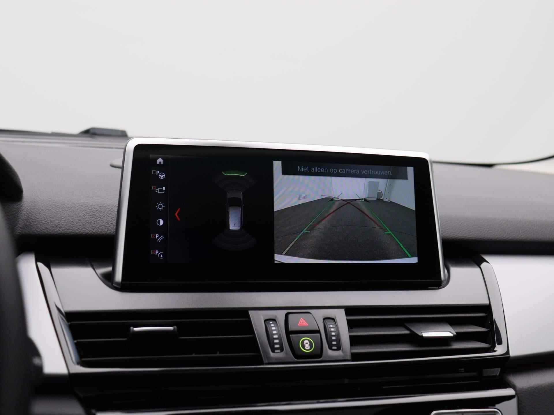 BMW 2-serie Gran Tourer 216d Corporate Executive Automaat | Navi | Cruise | Camera | PDC V+A | Head-Up | Panorama Dak | LED | Keyless | Memory Stoel | Comfort Pack | - 20/44