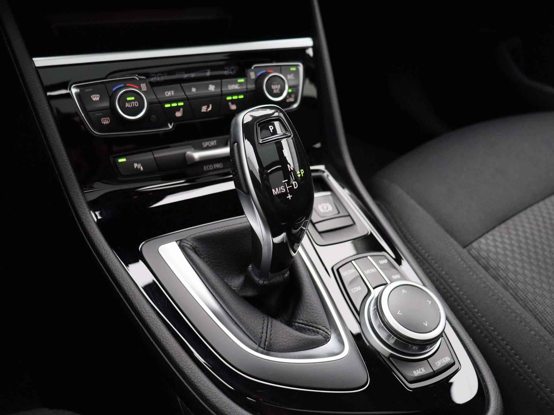 BMW 2-serie Gran Tourer 216d Corporate Executive Automaat | Navi | Cruise | Camera | PDC V+A | Head-Up | Panorama Dak | LED | Keyless | Memory Stoel | Comfort Pack | - 22/44