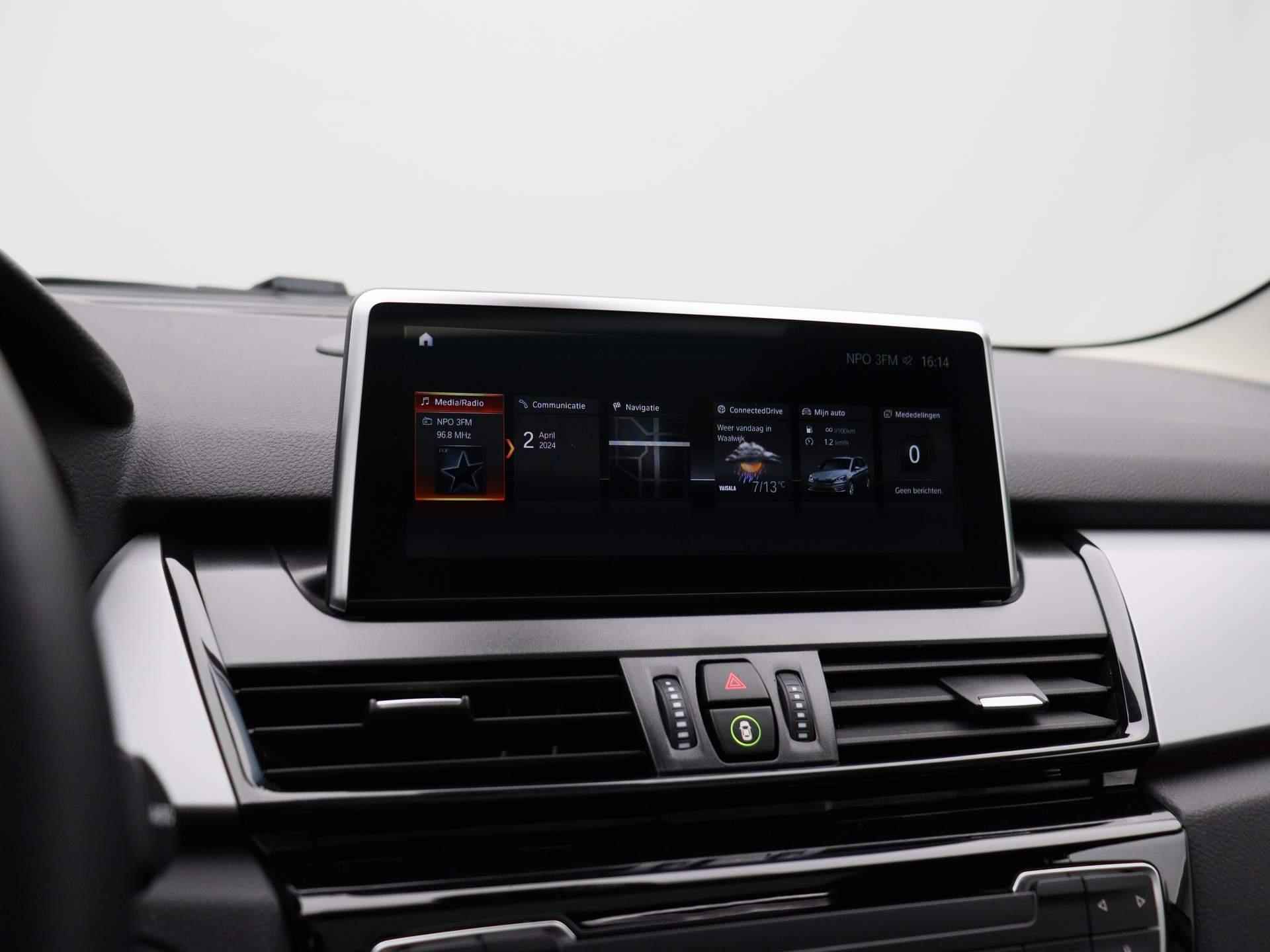 BMW 2-serie Gran Tourer 216d Corporate Executive Automaat | Navi | Cruise | Camera | PDC V+A | Head-Up | Panorama Dak | LED | Keyless | Memory Stoel | Comfort Pack | - 32/44