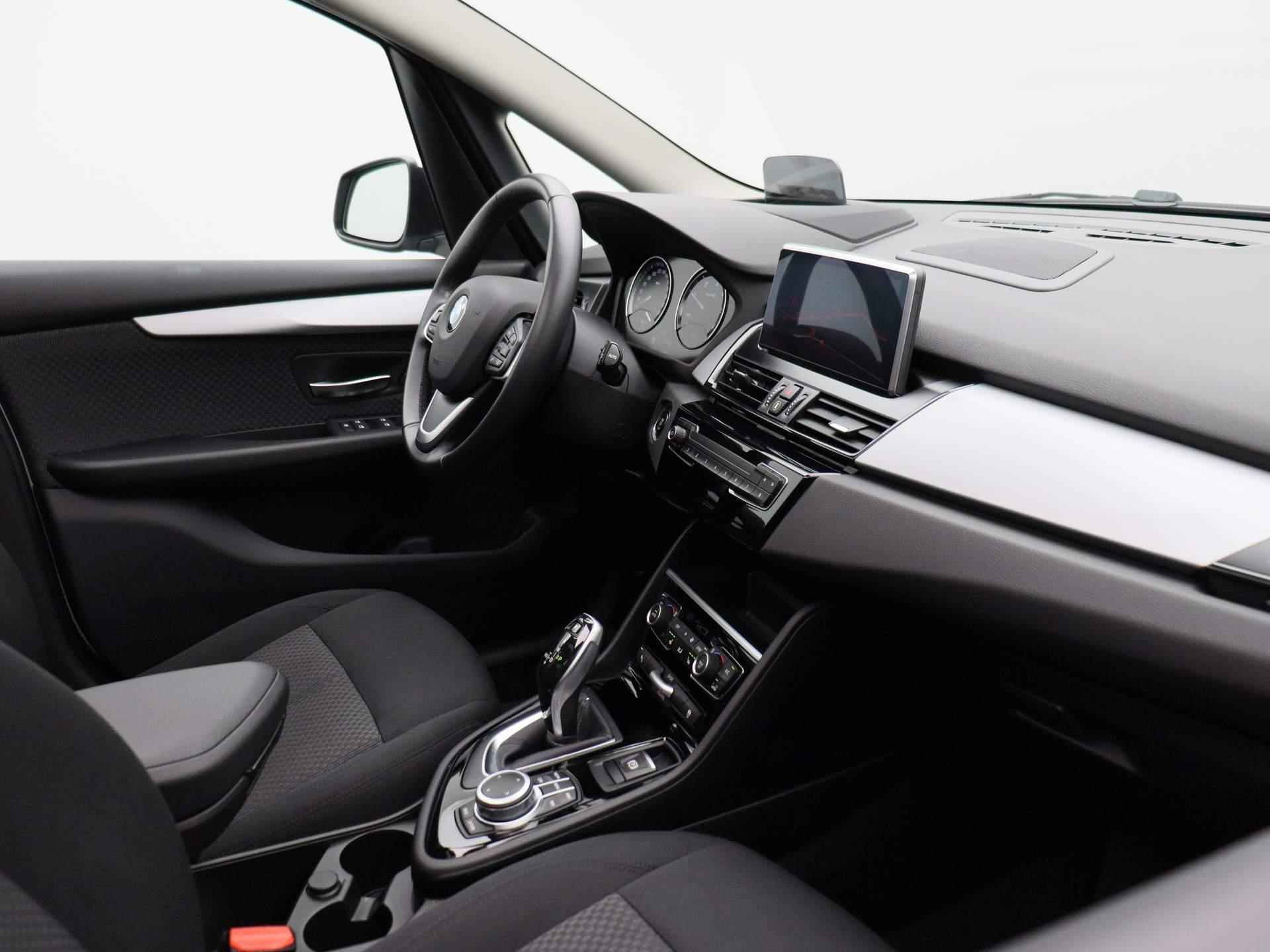 BMW 2-serie Gran Tourer 216d Corporate Executive Automaat | Navi | Cruise | Camera | PDC V+A | Head-Up | Panorama Dak | LED | Keyless | Memory Stoel | Comfort Pack | - 37/44