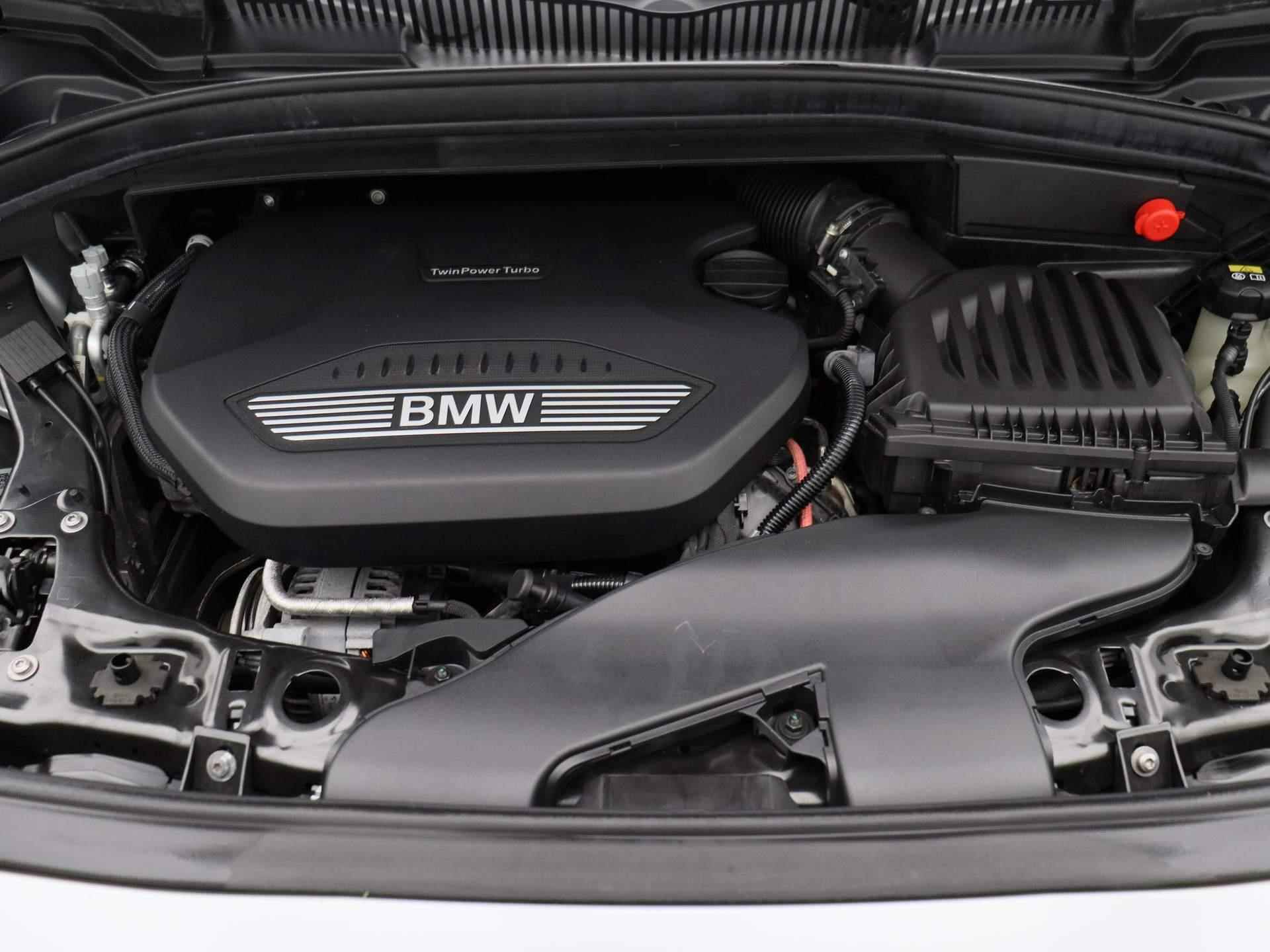 BMW 2-serie Gran Tourer 216d Corporate Executive Automaat | Navi | Cruise | Camera | PDC V+A | Head-Up | Panorama Dak | LED | Keyless | Memory Stoel | Comfort Pack | - 41/44