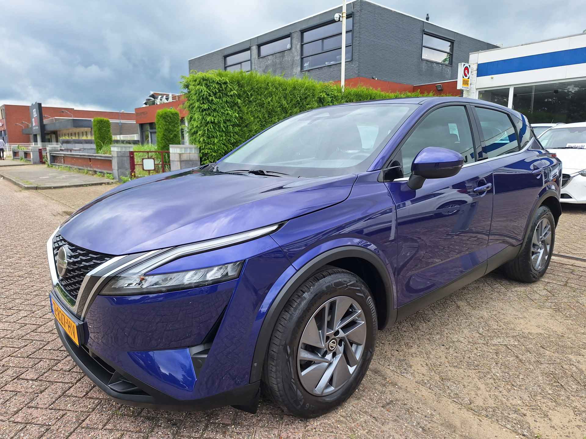 Nissan QASHQAI 1.3 MHEV Business Access - 2/30