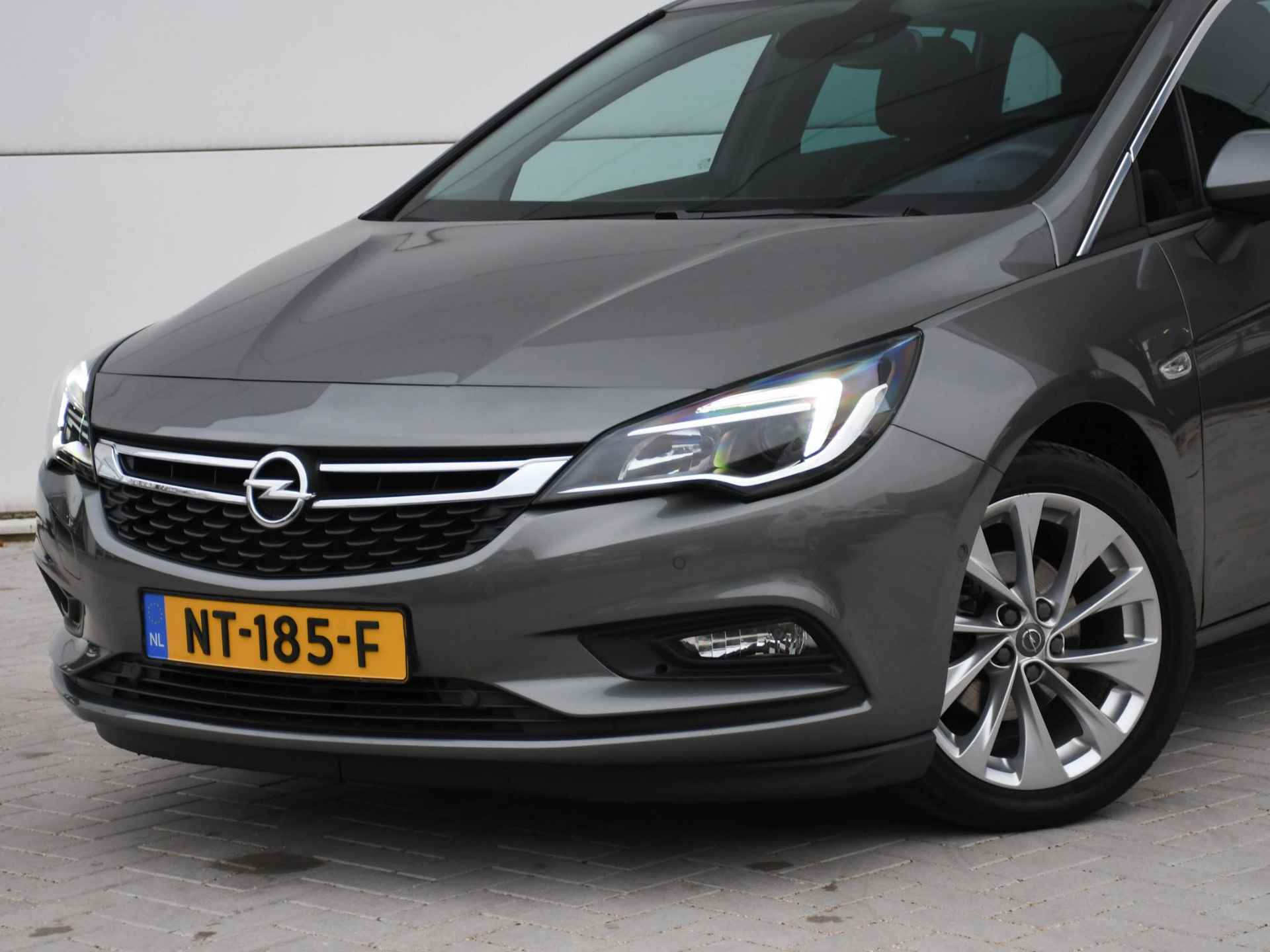 Opel Astra Sports Tourer Innovation 1.0 105pk Automaat SCHUIFDAK | ELEK. ACHTERKLEP | LED | BOTSWAARSCHUWING | LANE ASSIST - 2/35