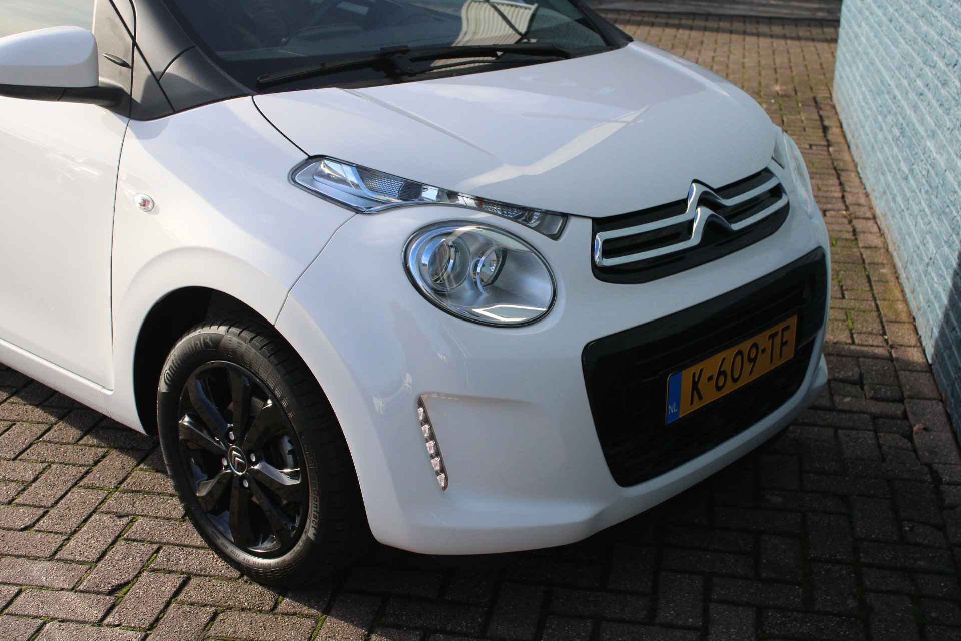 Citroën C1 5drs 1.0 VTi Shine | Navi by app | Camera | Black LMV | Bluetooth | - 7/29