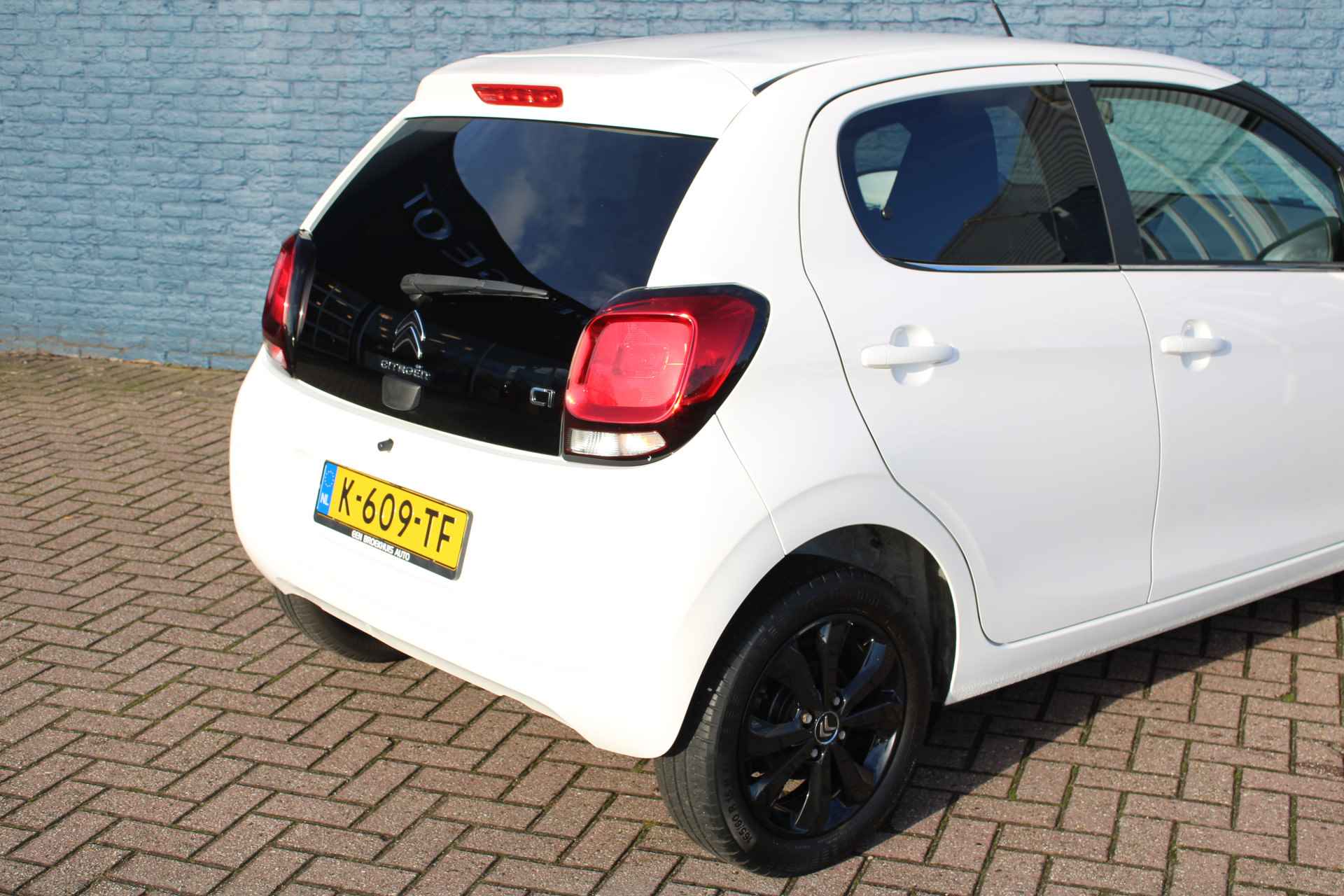 Citroën C1 5drs 1.0 VTi Shine | Navi by app | Camera | Black LMV | Bluetooth | - 11/29