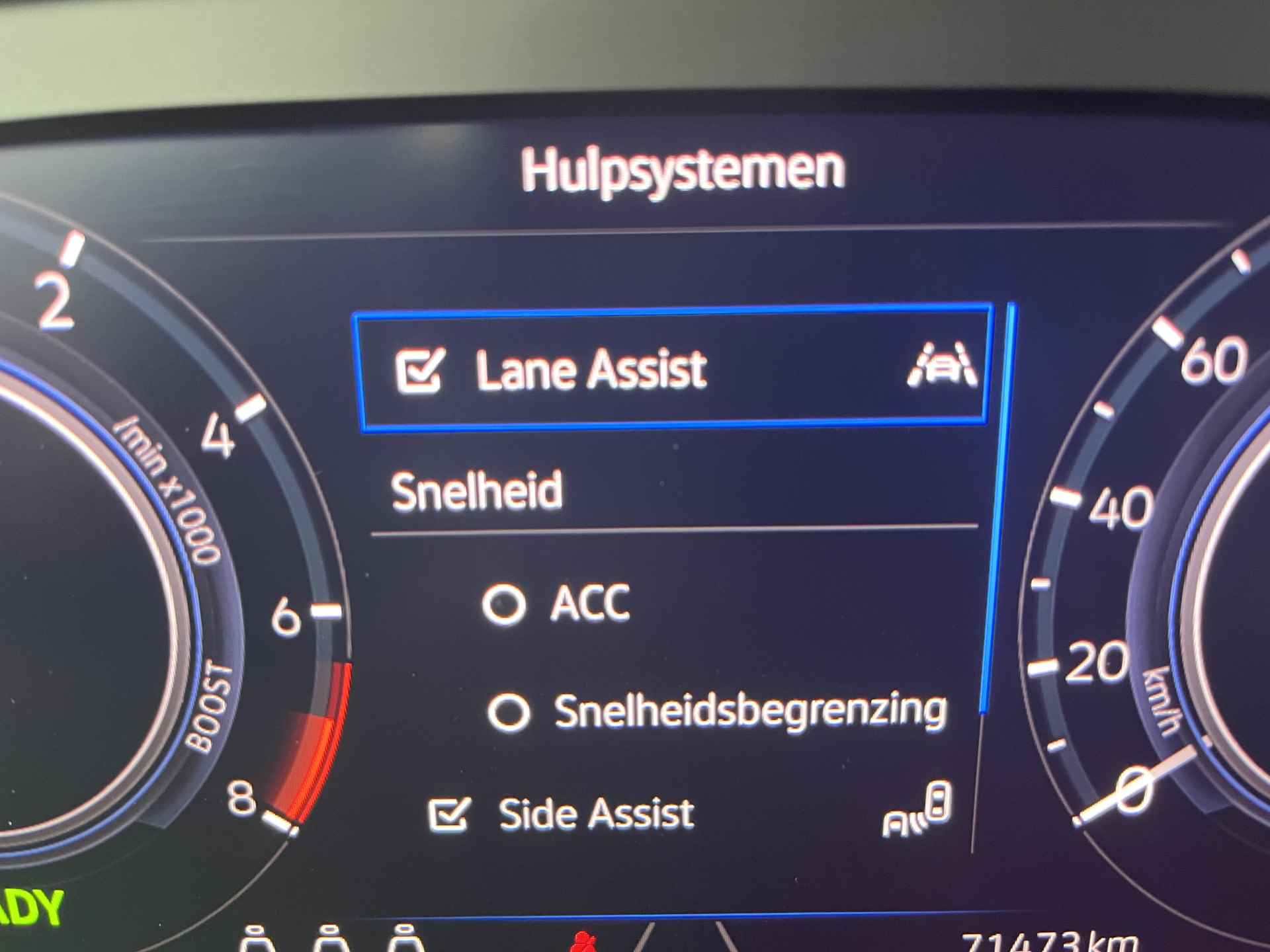 Volkswagen Tiguan 1.4 TSI eHybrid 2x R-Line / AUTOMAAT/ PANO/ TREKHAAK/ CAMERA/ PARK. SENSOREN/ DCC/ MATRIX/ HEAD-UP DISPLAY/ KEYLESS/ DODE HOEK/ STUUR-STOELVERWARM./ ADAPT. CRUISE/ APP-CONNECT/ NAVI/ CLIMA/ DAB/ 20" LMV - 13/34