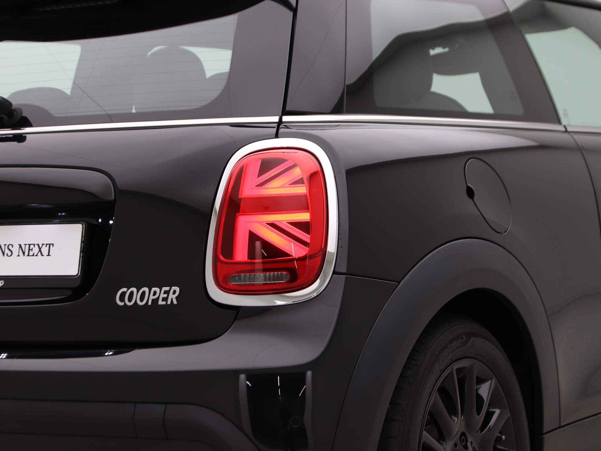 MINI 3-deurs Cooper Camden Edition - 20/22