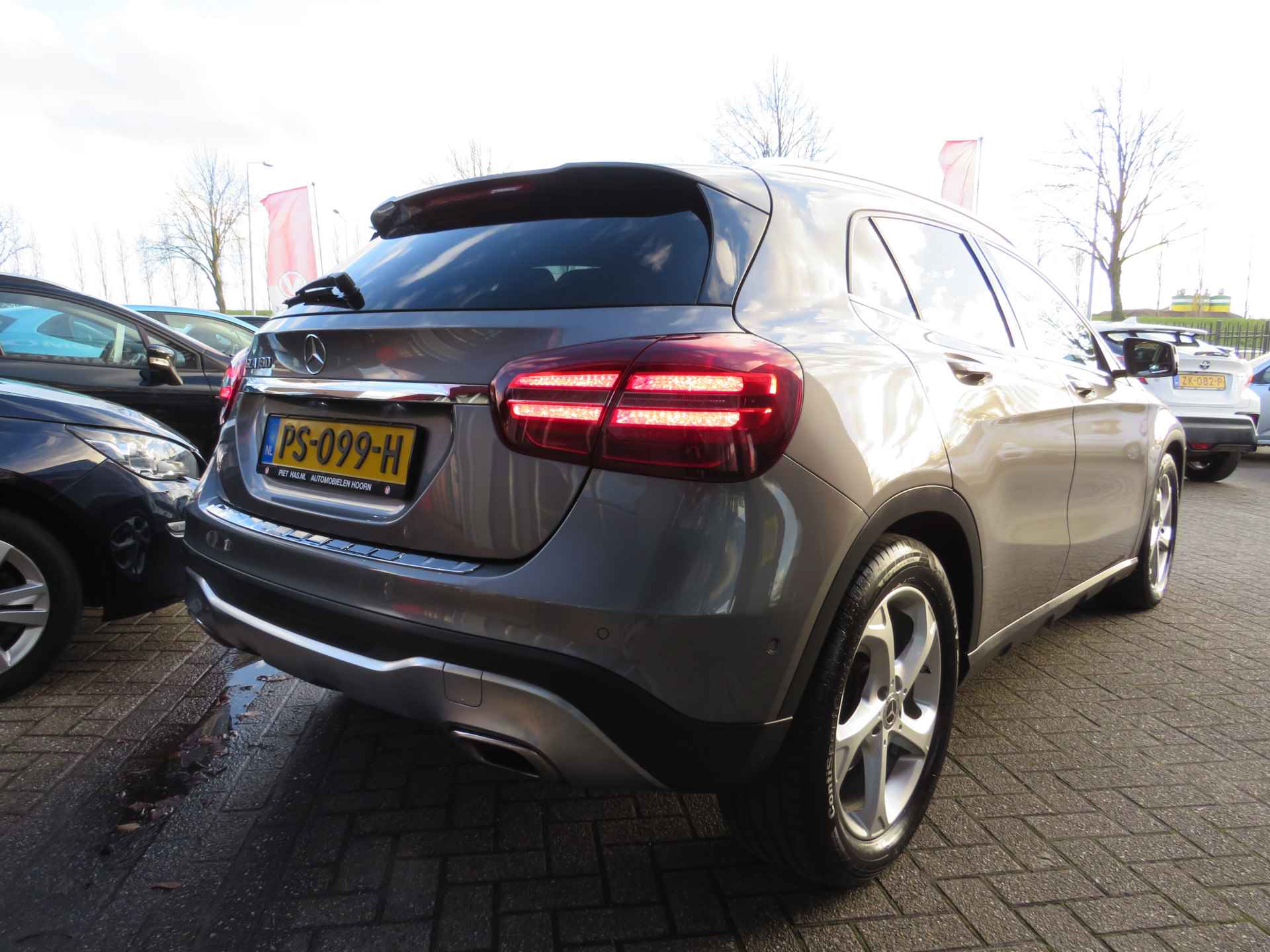 Mercedes-Benz GLA 180 Automaat | Clima-Airco | Navigatie | Parkeercamera | Incl. BOVAG Garantie | LED Dagrijverlichting | Parkeersensoren | Bluetooth | - 7/42