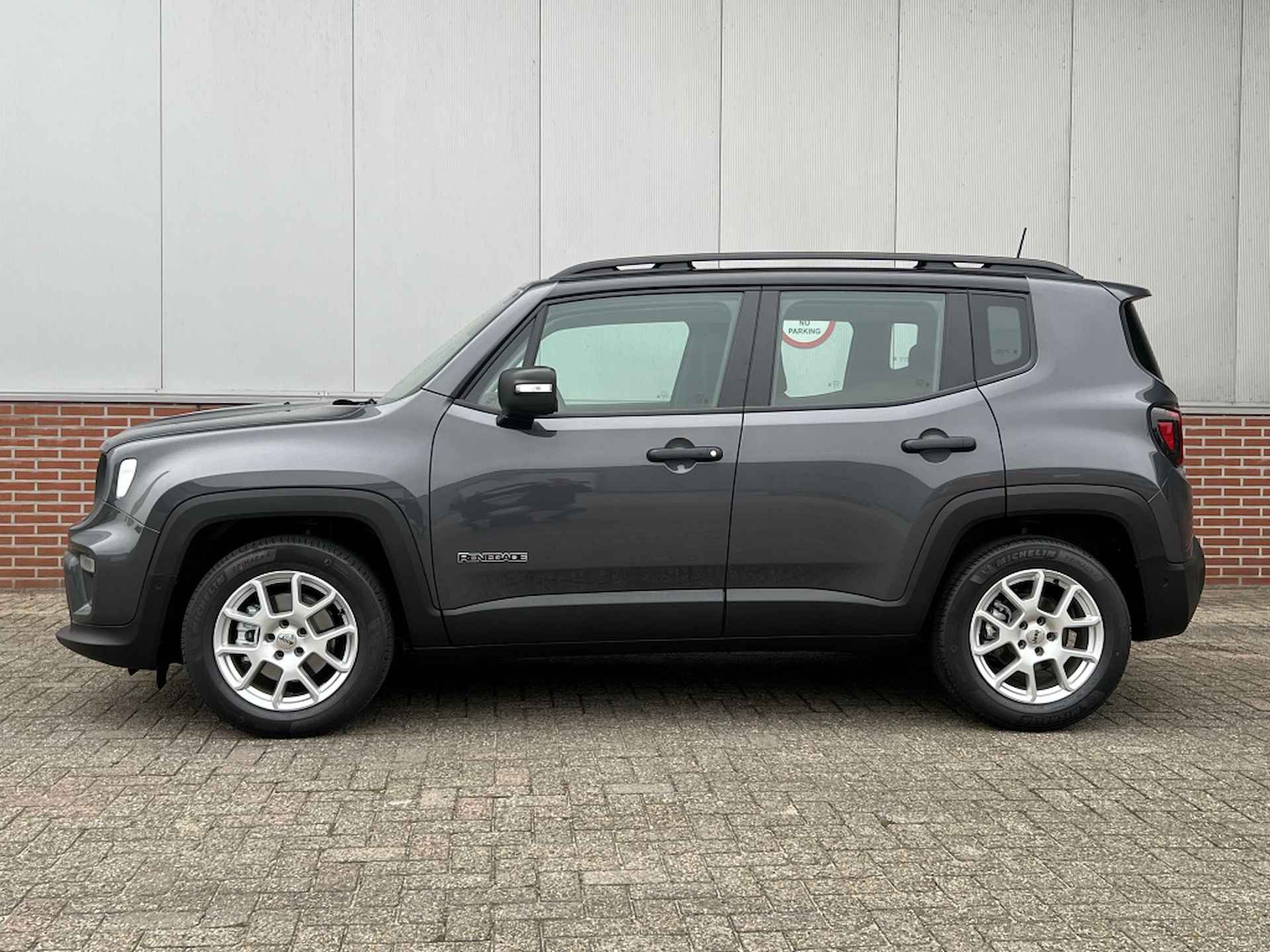 Jeep Renegade 1.5T e-Hybrid 130 PK Altitude | Pano | Tech Pack - 10/33