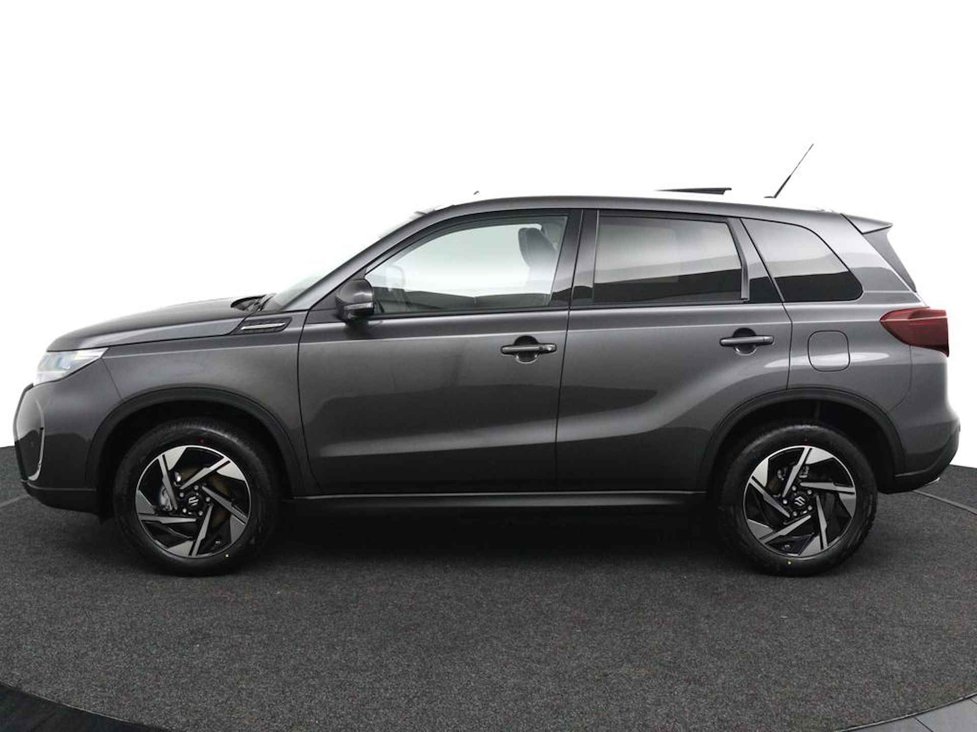 Suzuki Vitara 1.5 Hybrid Style | Automaat | Panoramisch Sunroof | Suede lederen Bekleding | Parkeersensoren Rondom | - 6/42