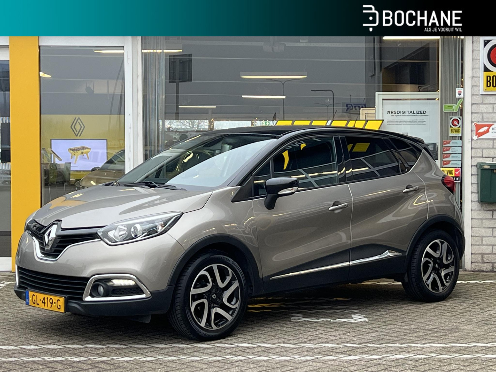 Renault Captur 0.9 TCe Dynamique | Trekhaak | Navigatie | Achteruitrijcamera | Key-less | Climate Control | Parkeersensoren | Cruise Control