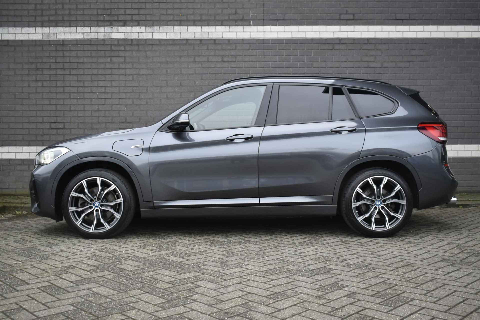 BMW X1 xDrive25e High Executive / SOH 93% / PHEV / M Sport / Adaptieve Cruise Control / Keyless / 19" - 5/44