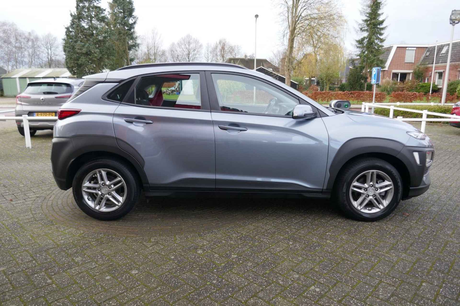 HYUNDAI Kona 1.0 T-GDI COMFORT  120 PK  CAMERA/APPLE-ANDROID AUTO - 6/33