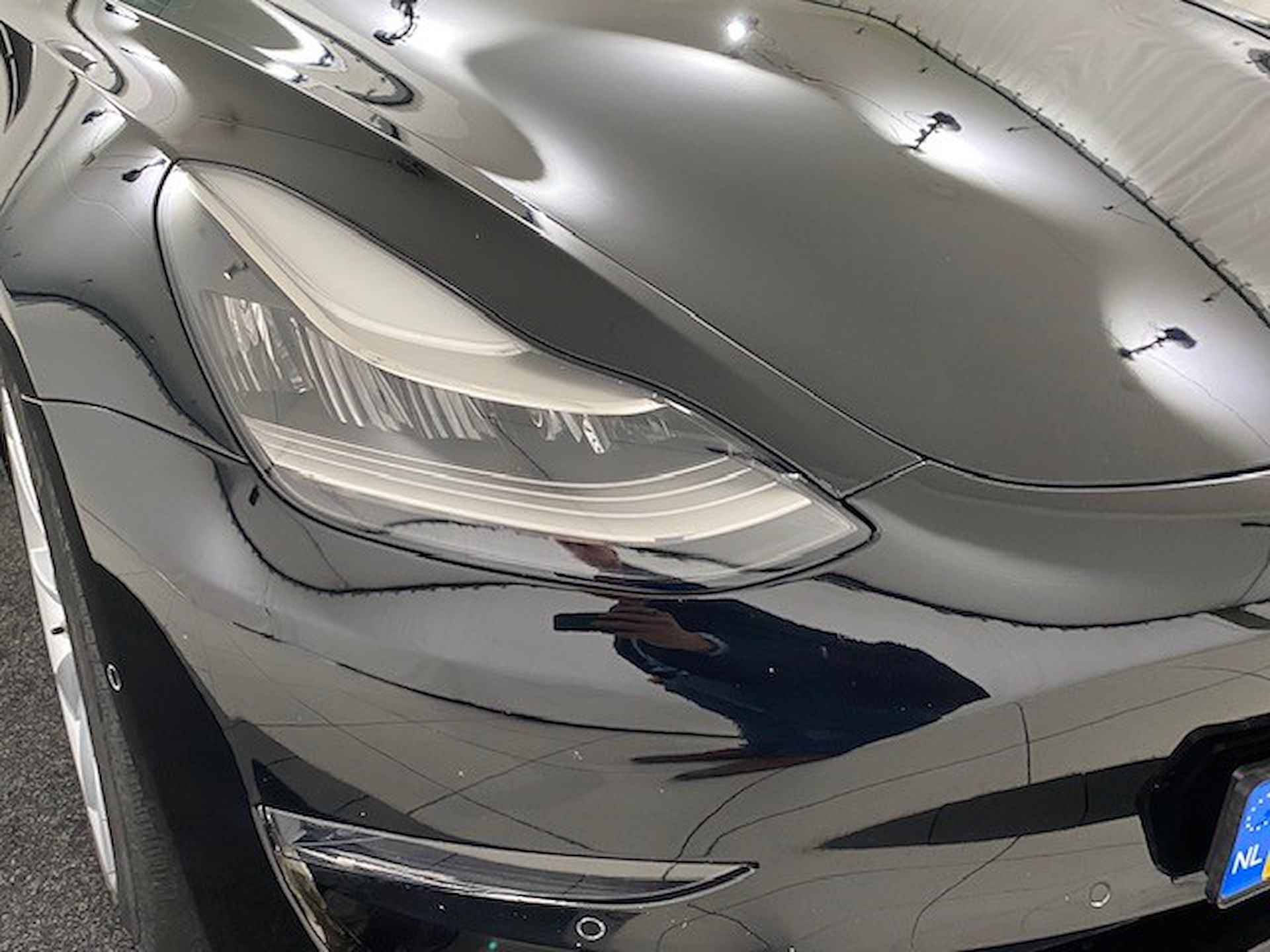 TESLA Model 3 Long-Range RWD - 3/20