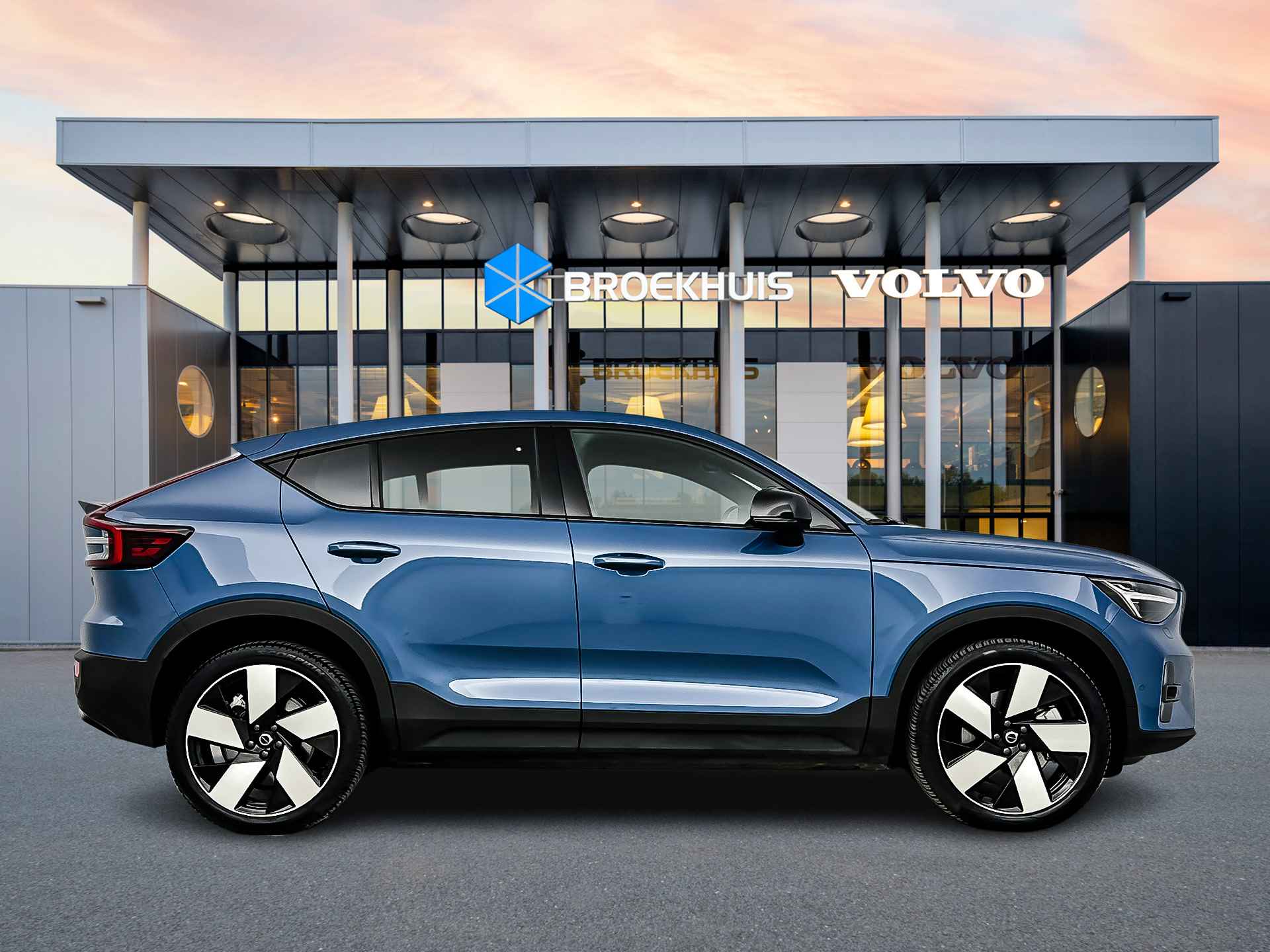 Volvo C40 Ultimate Extended 82 kWh | Pixel LED | 20‘‘ | Nubuck stoelen | Getint glas - 8/29