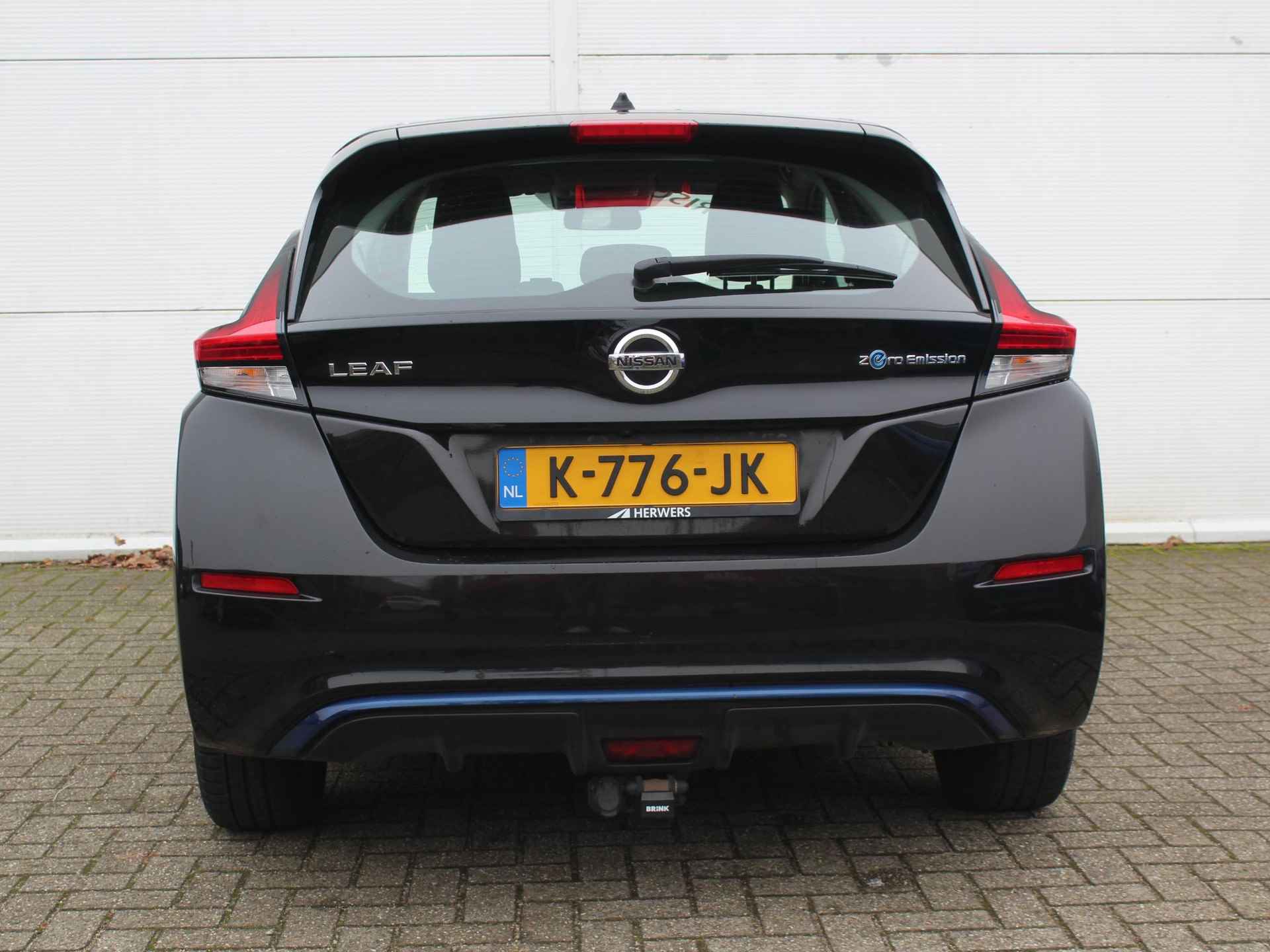 Nissan LEAF Acenta 40 kWh / Trekhaak Afneembaar / Navigatie + Apple Carplay/Android Auto / Climate Control / Cruise Control Adaptief / Keyless Entry & Start / - 40/41