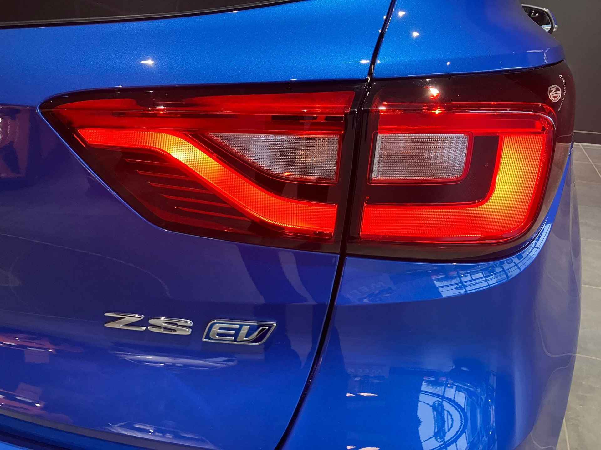 MG ZS EV Luxury 45 kWh | Panoramadak | Camera | Lederen Bekleding | Navigatie | - 7/26